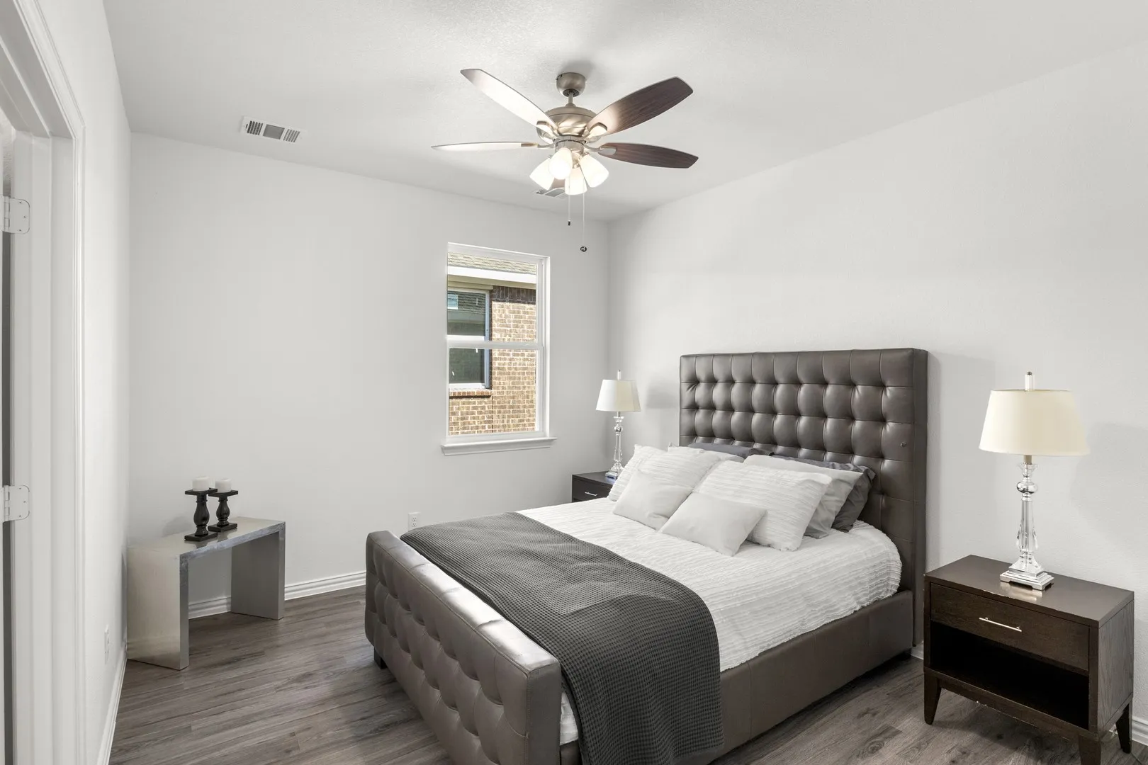 18_1540 wallaby wy-19