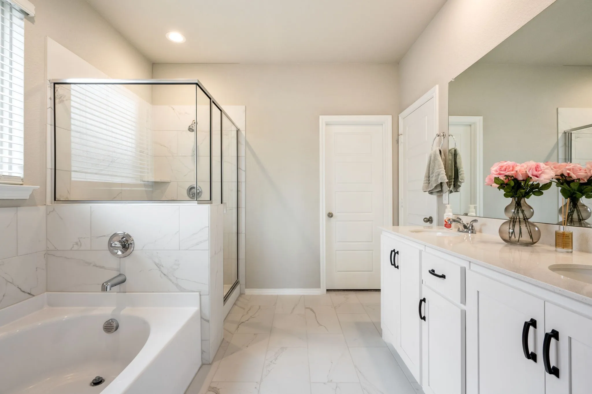 Single Family Residence For Sale in Ellis County , 321 Pasture Drive, Midlothian, Texas 76065, 4 Bedroom, 3 Bathroom, 2 Garage spaces, 2,937 Sqft, built in 2024, mls#21290943, Real Estate Agent in Midlothian, Homes For Sale in Ellis county, Homes For Sale in Midlothian, Realtor in Midlothian Texas, Real Estate Brokerage Independent Realty Texas, Luminita Cordes Realtor