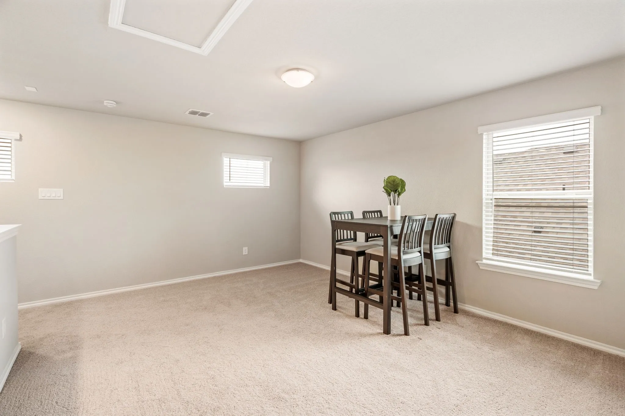 Single Family Residence For Sale in Ellis County , 321 Pasture Drive, Midlothian, Texas 76065, 4 Bedroom, 3 Bathroom, 2 Garage spaces, 2,937 Sqft, built in 2024, mls#21290943, Real Estate Agent in Midlothian, Homes For Sale in Ellis county, Homes For Sale in Midlothian, Realtor in Midlothian Texas, Real Estate Brokerage Independent Realty Texas, Luminita Cordes Realtor