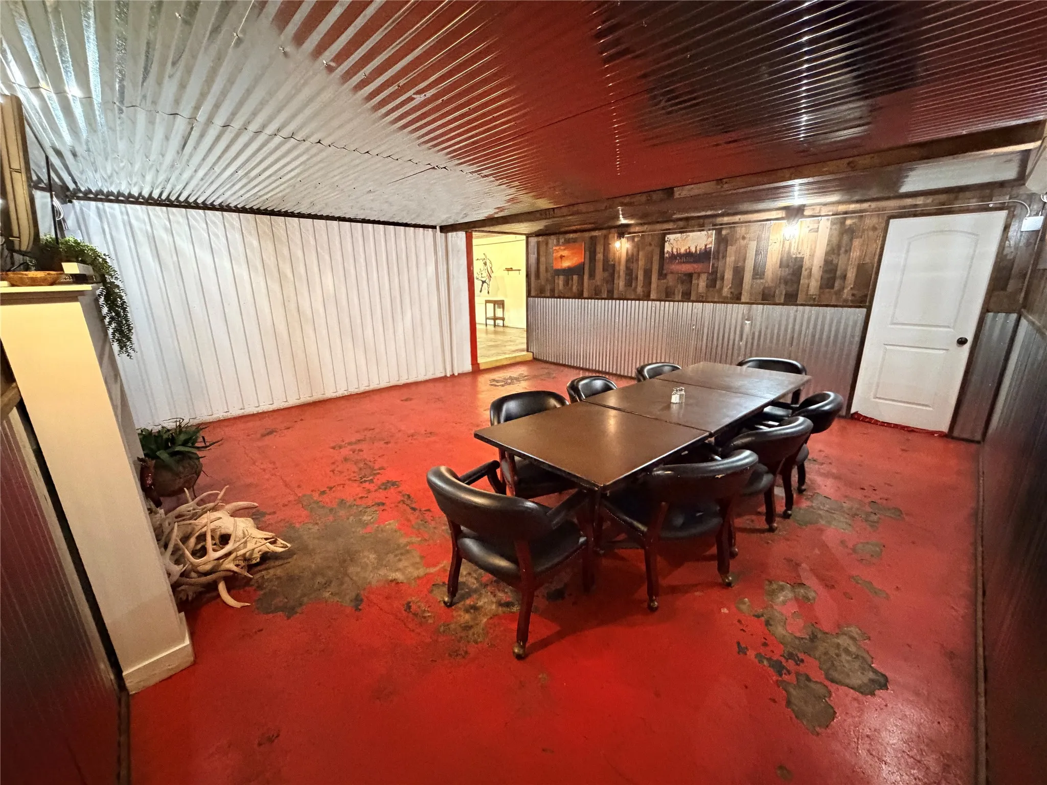 Business For Sale in Baylor County , 910 N Main Street, Seymour, Texas 76380, 0, 0, Garage spaces, 0 Sqft, built in 1980, mls#21293428, Real Estate Agent in Seymour, Homes For Sale in Baylor county, Homes For Sale in Seymour, Realtor in Seymour Texas, Real Estate Brokerage Independent Realty Texas, Luminita Cordes Realtor