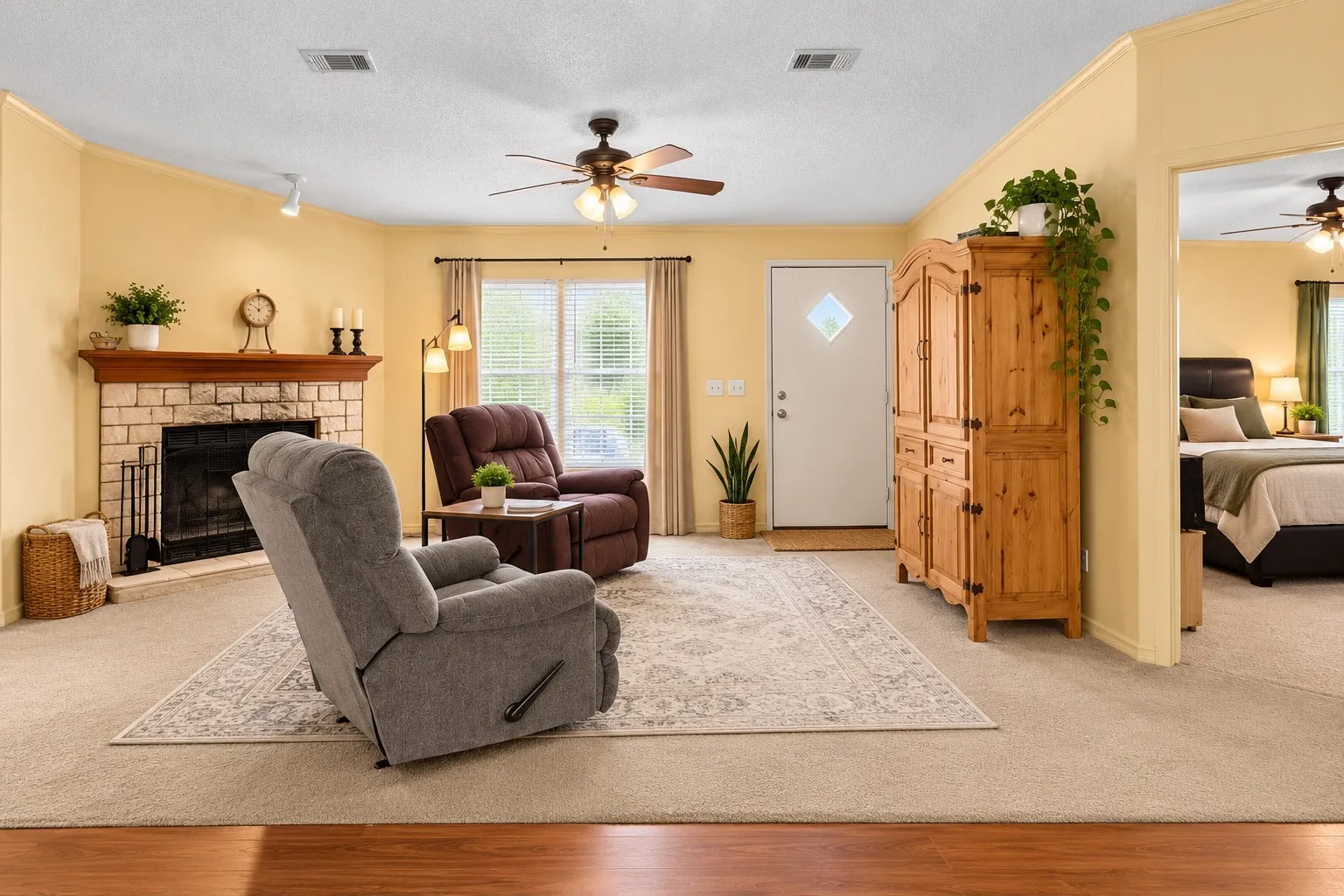 Mobile Home For Sale in Ellis County , 2001 Fm 1182, Ennis, Texas 75119, 3 Bedroom, 2 Bathroom, Garage spaces, 1,568 Sqft, built in 2006, mls#21290156, Real Estate Agent in Ennis, Homes For Sale in Ellis county, Homes For Sale in Ennis, Realtor in Ennis Texas, Real Estate Brokerage Independent Realty Texas, Luminita Cordes Realtor