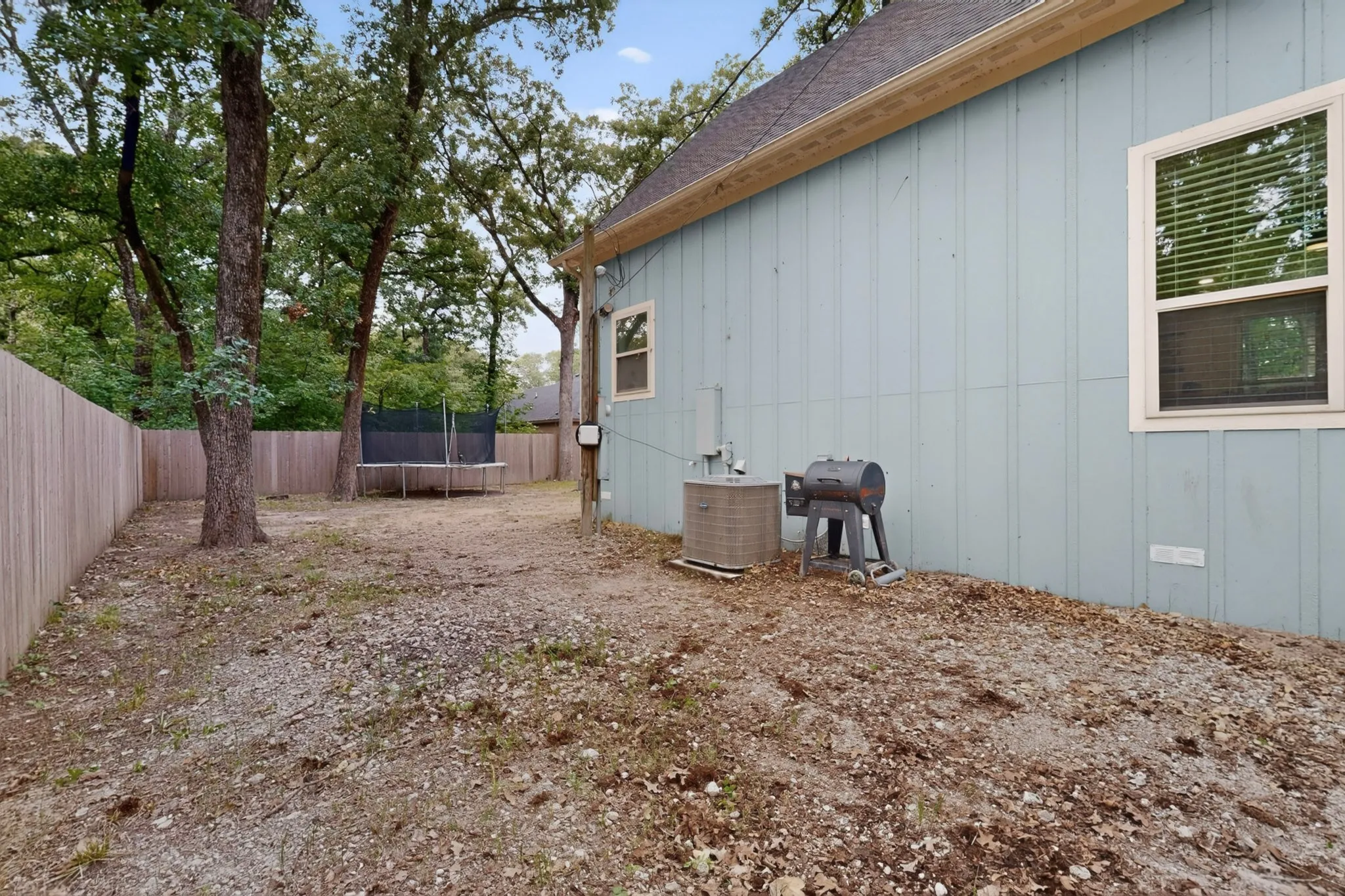 Single Family Residence For Sale in Henderson County , 121 Elk Cove Drive, Mabank, Texas 75156, 2 Bedroom, 2 Bathroom, Garage spaces, 1,456 Sqft, built in 2024, mls#21292857, Real Estate Agent in Mabank, Homes For Sale in Henderson county, Homes For Sale in Mabank, Realtor in Mabank Texas, Real Estate Brokerage Independent Realty Texas, Luminita Cordes Realtor