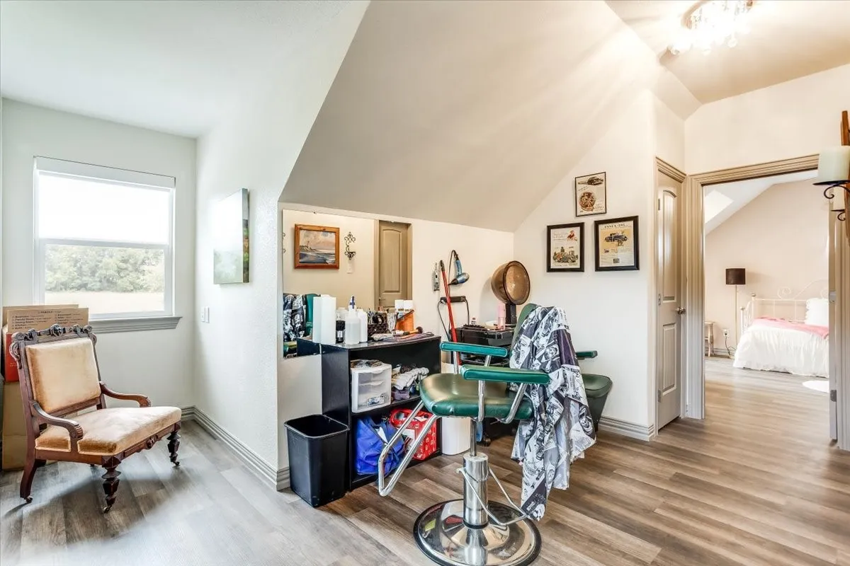 Single Family Residence For Sale in Ellis County , 521 Bakers Branch Road, Waxahachie, Texas 75167, 5 Bedroom, 4 Bathroom, Garage spaces, 3,550 Sqft, built in 2017, mls#21293722, Real Estate Agent in Waxahachie, Homes For Sale in Ellis county, Homes For Sale in Waxahachie, Realtor in Waxahachie Texas, Real Estate Brokerage Independent Realty Texas, Luminita Cordes Realtor