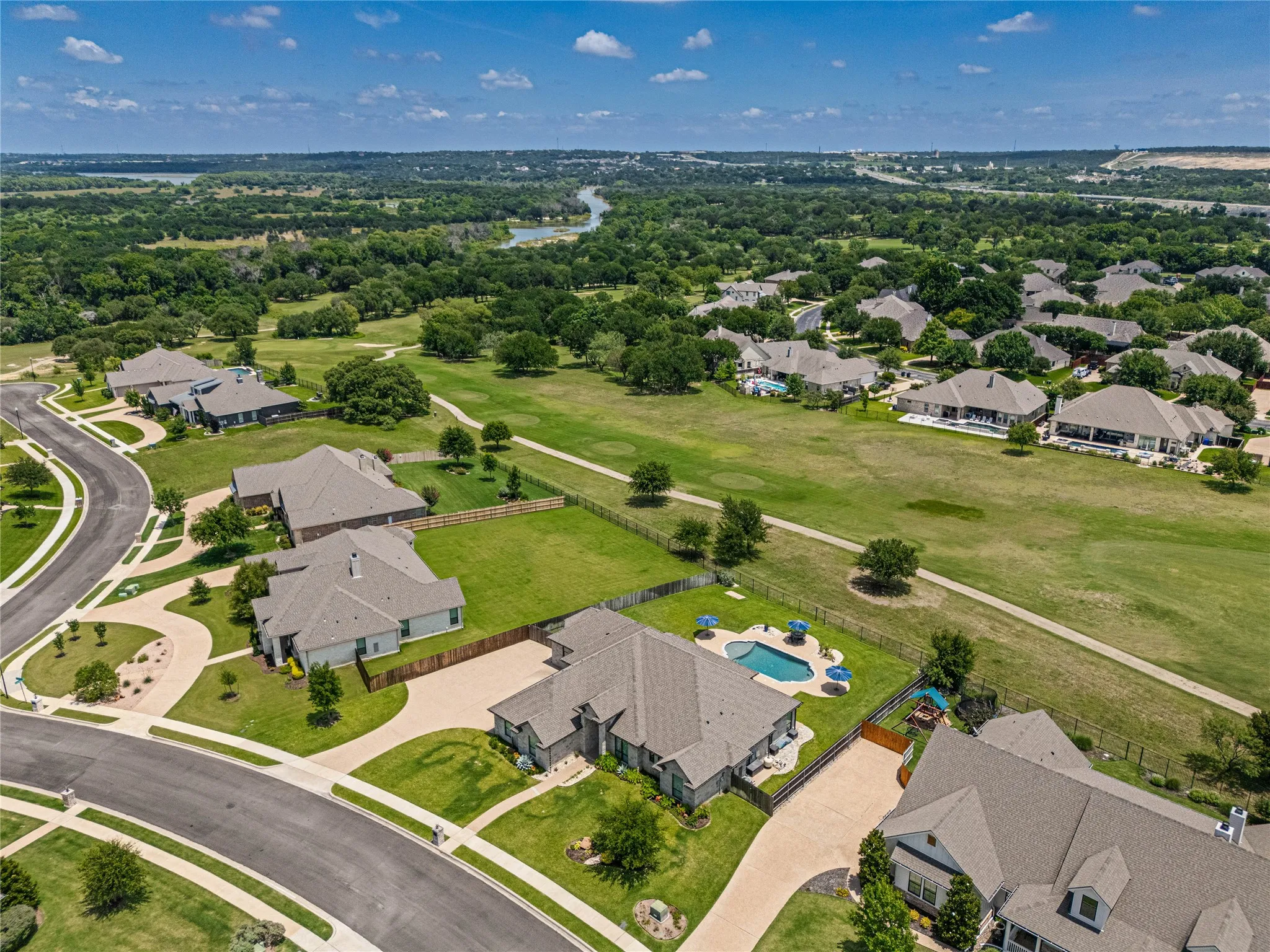 Single Family Residence For Sale in Mc Lennan County , 104 Chalet Lane, Waco, Texas 76712, 4 Bedroom, 4 Bathroom, 3 Garage spaces, 3,053 Sqft, built in 2018, Price $1,200,000, mls#21293685, Real Estate Agent in Waco, Homes For Sale in Mc Lennan county, Homes For Sale in Waco, Realtor in Waco Texas, Real Estate Brokerage Independent Realty Texas, Luminita Cordes Realtor