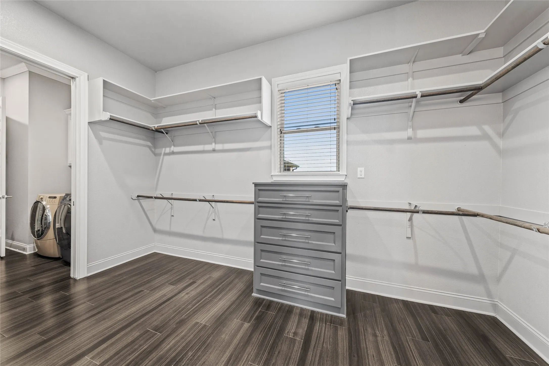 Single Family Residence For Sale in Mc Lennan County , 104 Chalet Lane, Waco, Texas 76712, 4 Bedroom, 4 Bathroom, 3 Garage spaces, 3,053 Sqft, built in 2018, Price $1,200,000, mls#21293685, Real Estate Agent in Waco, Homes For Sale in Mc Lennan county, Homes For Sale in Waco, Realtor in Waco Texas, Real Estate Brokerage Independent Realty Texas, Luminita Cordes Realtor