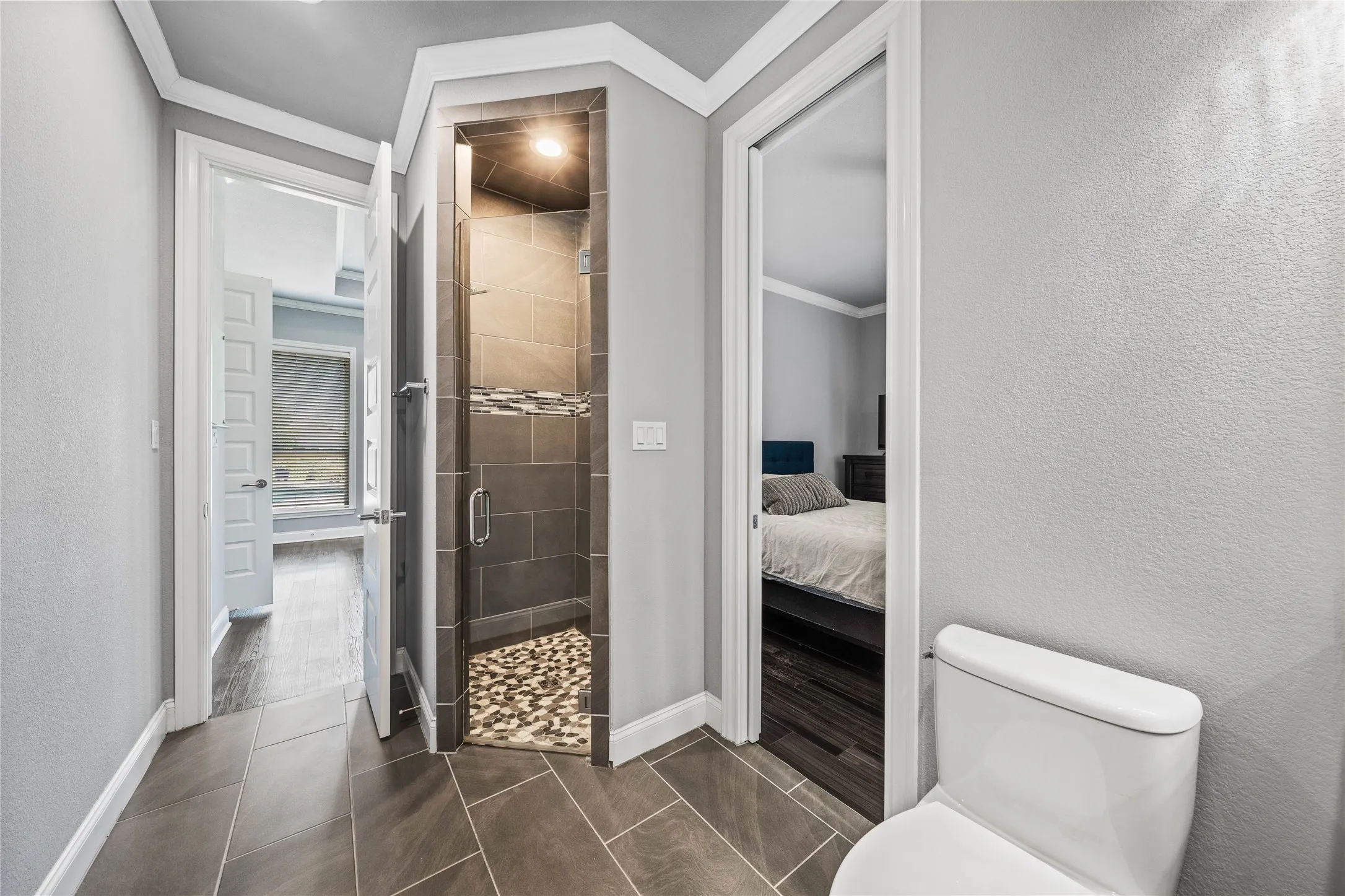 Single Family Residence For Sale in Mc Lennan County , 104 Chalet Lane, Waco, Texas 76712, 4 Bedroom, 4 Bathroom, 3 Garage spaces, 3,053 Sqft, built in 2018, Price $1,200,000, mls#21293685, Real Estate Agent in Waco, Homes For Sale in Mc Lennan county, Homes For Sale in Waco, Realtor in Waco Texas, Real Estate Brokerage Independent Realty Texas, Luminita Cordes Realtor