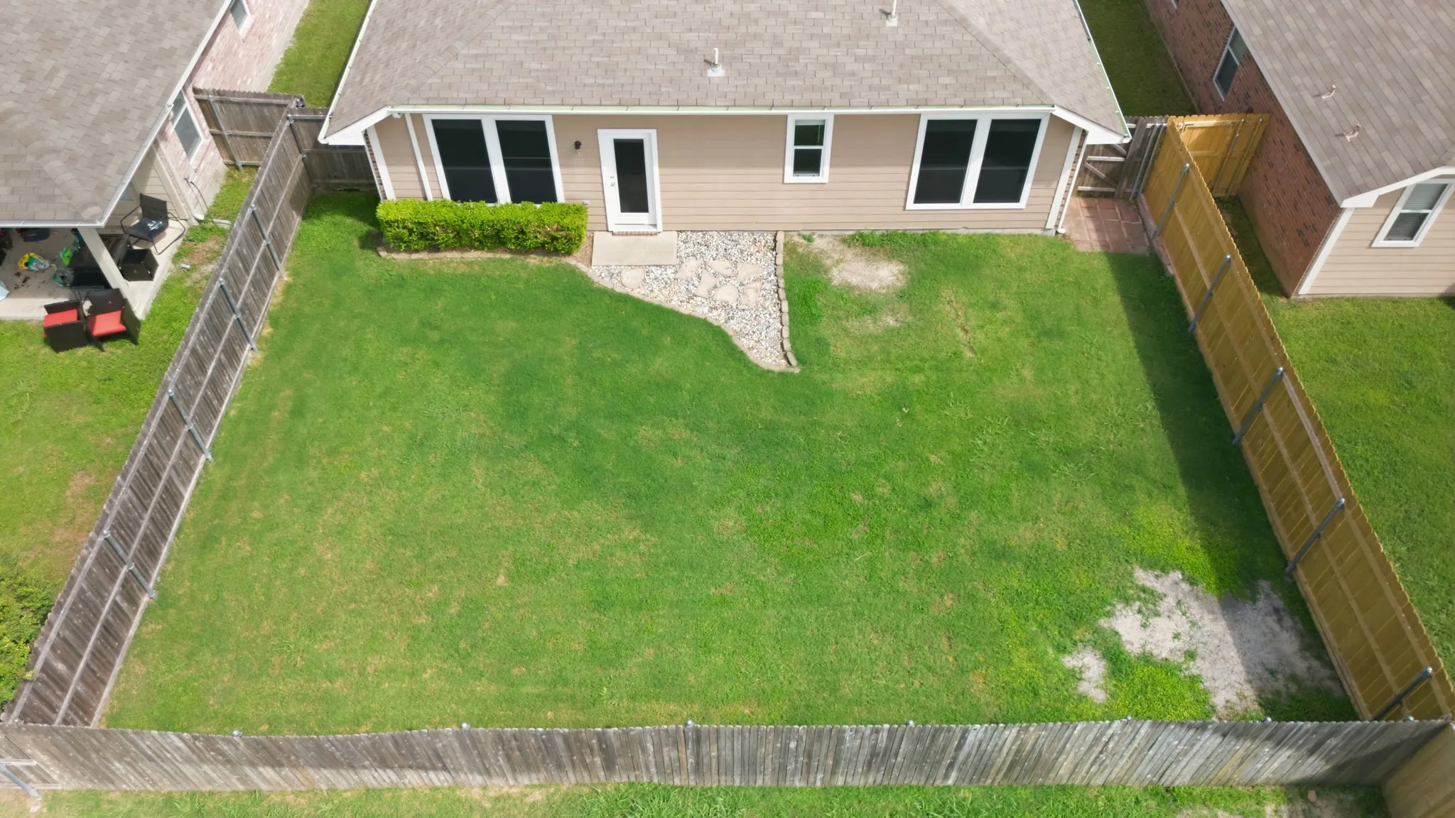 Single Family Residence For Sale in Kaufman County , 1018 Kimbro Drive, Forney, Texas 75126, 4 Bedroom, 2 Bathroom, 2 Garage spaces, 1,828 Sqft, built in 2005, mls#21291071, Real Estate Agent in Forney, Homes For Sale in Kaufman county, Homes For Sale in Forney, Realtor in Forney Texas, Real Estate Brokerage Independent Realty Texas, Luminita Cordes Realtor
