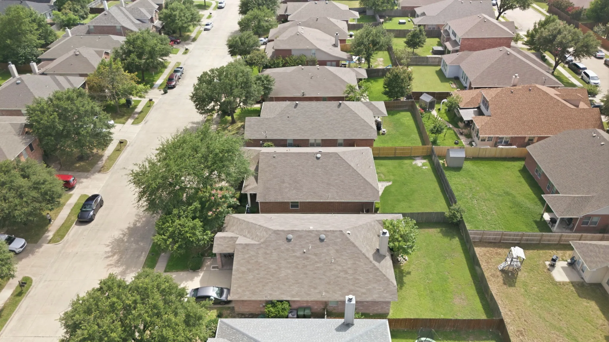 Single Family Residence For Sale in Kaufman County , 1018 Kimbro Drive, Forney, Texas 75126, 4 Bedroom, 2 Bathroom, 2 Garage spaces, 1,828 Sqft, built in 2005, mls#21291071, Real Estate Agent in Forney, Homes For Sale in Kaufman county, Homes For Sale in Forney, Realtor in Forney Texas, Real Estate Brokerage Independent Realty Texas, Luminita Cordes Realtor