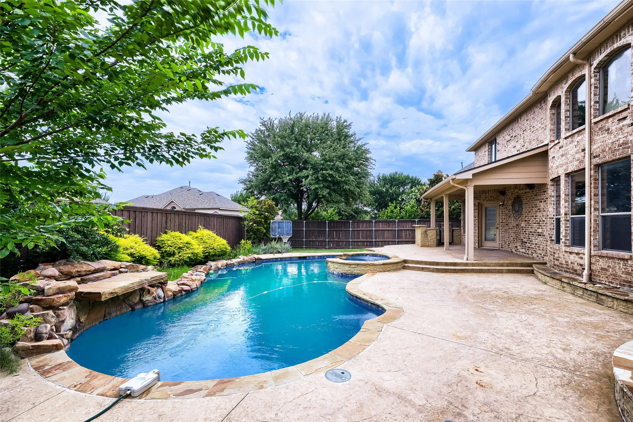 Single Family Residence For Sale in Collin County , 710 Calaveras Court, Prosper, Texas 75078, 5 Bedroom, 4 Bathroom, 3 Garage spaces, 3,834 Sqft, built in 2007, mls#21256385, Real Estate Agent in Prosper, Homes For Sale in Collin county, Homes For Sale in Prosper, Realtor in Prosper Texas, Real Estate Brokerage Independent Realty Texas, Luminita Cordes Realtor