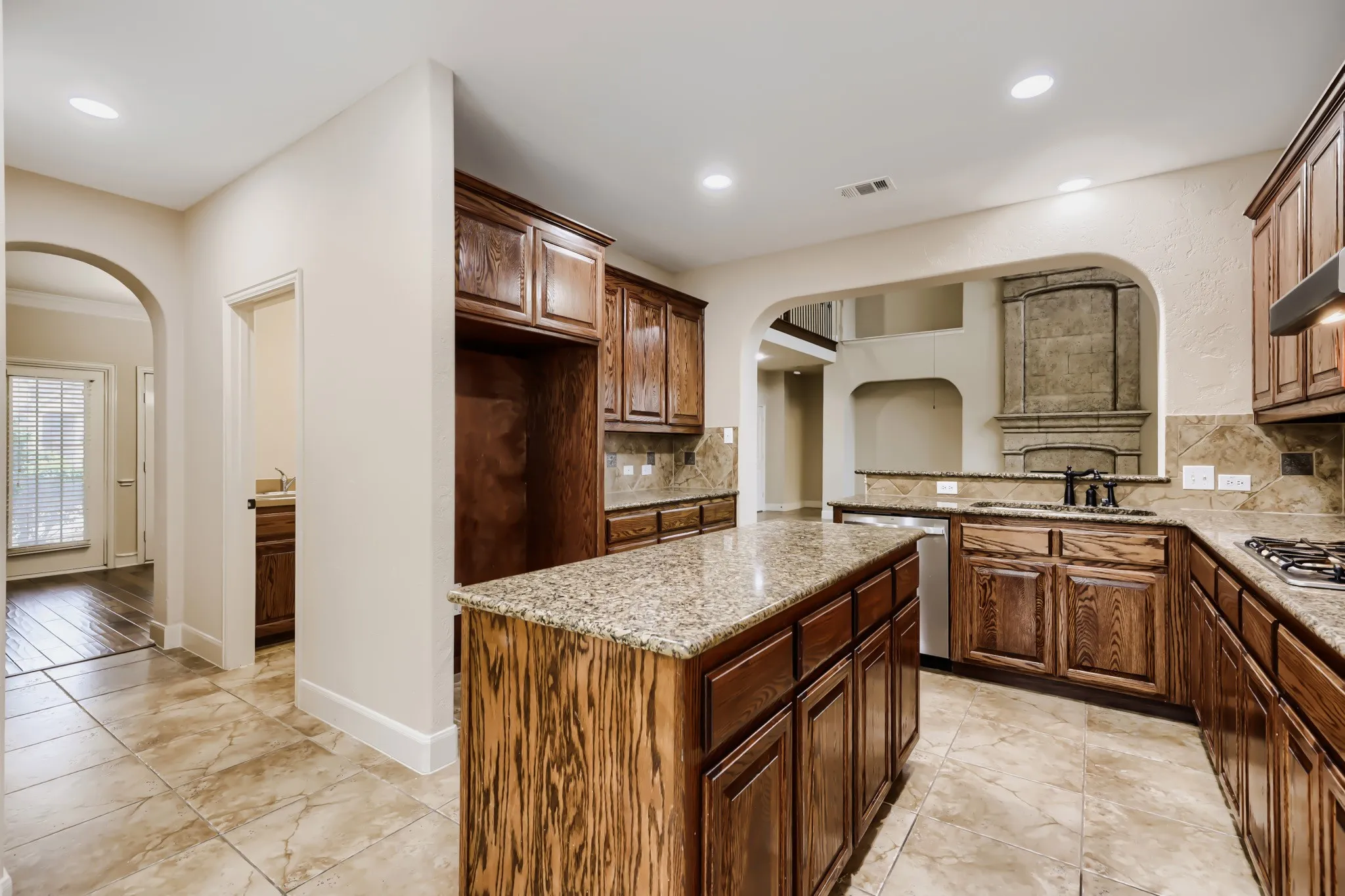 Single Family Residence For Sale in Collin County , 710 Calaveras Court, Prosper, Texas 75078, 5 Bedroom, 4 Bathroom, 3 Garage spaces, 3,834 Sqft, built in 2007, mls#21256385, Real Estate Agent in Prosper, Homes For Sale in Collin county, Homes For Sale in Prosper, Realtor in Prosper Texas, Real Estate Brokerage Independent Realty Texas, Luminita Cordes Realtor