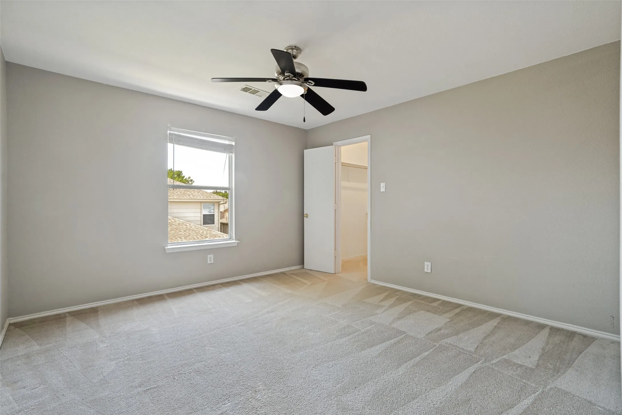 Single Family Residence For Sale in Tarrant County , 1628 Tyler Terrace, Mansfield, Texas 76063, 4 Bedroom, 3 Bathroom, 2 Garage spaces, 2,955 Sqft, built in 2000, mls#21291384, Real Estate Agent in Mansfield, Homes For Sale in Tarrant county, Homes For Sale in Mansfield, Realtor in Mansfield Texas, Real Estate Brokerage Independent Realty Texas, Luminita Cordes Realtor