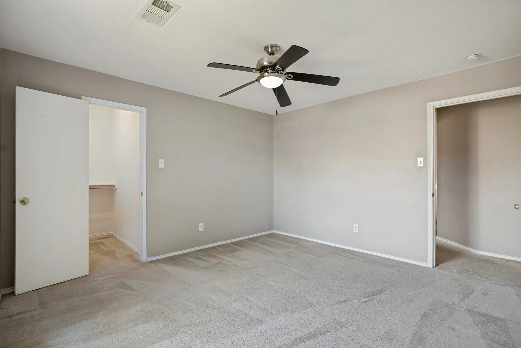 Single Family Residence For Sale in Tarrant County , 1628 Tyler Terrace, Mansfield, Texas 76063, 4 Bedroom, 3 Bathroom, 2 Garage spaces, 2,955 Sqft, built in 2000, mls#21291384, Real Estate Agent in Mansfield, Homes For Sale in Tarrant county, Homes For Sale in Mansfield, Realtor in Mansfield Texas, Real Estate Brokerage Independent Realty Texas, Luminita Cordes Realtor