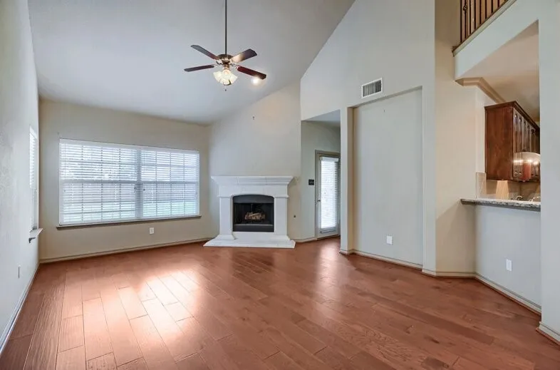 Single Family Residence For Sale in Collin County , 4105 Plymouth Drive, Mc Kinney, Texas 75070, 5 Bedroom, 3 Bathroom, Garage spaces, 2,933 Sqft, built in 2011, mls#21261587, Real Estate Agent in Mc Kinney, Homes For Sale in Collin county, Homes For Sale in Mc Kinney, Realtor in Mc Kinney Texas, Real Estate Brokerage Independent Realty Texas, Luminita Cordes Realtor