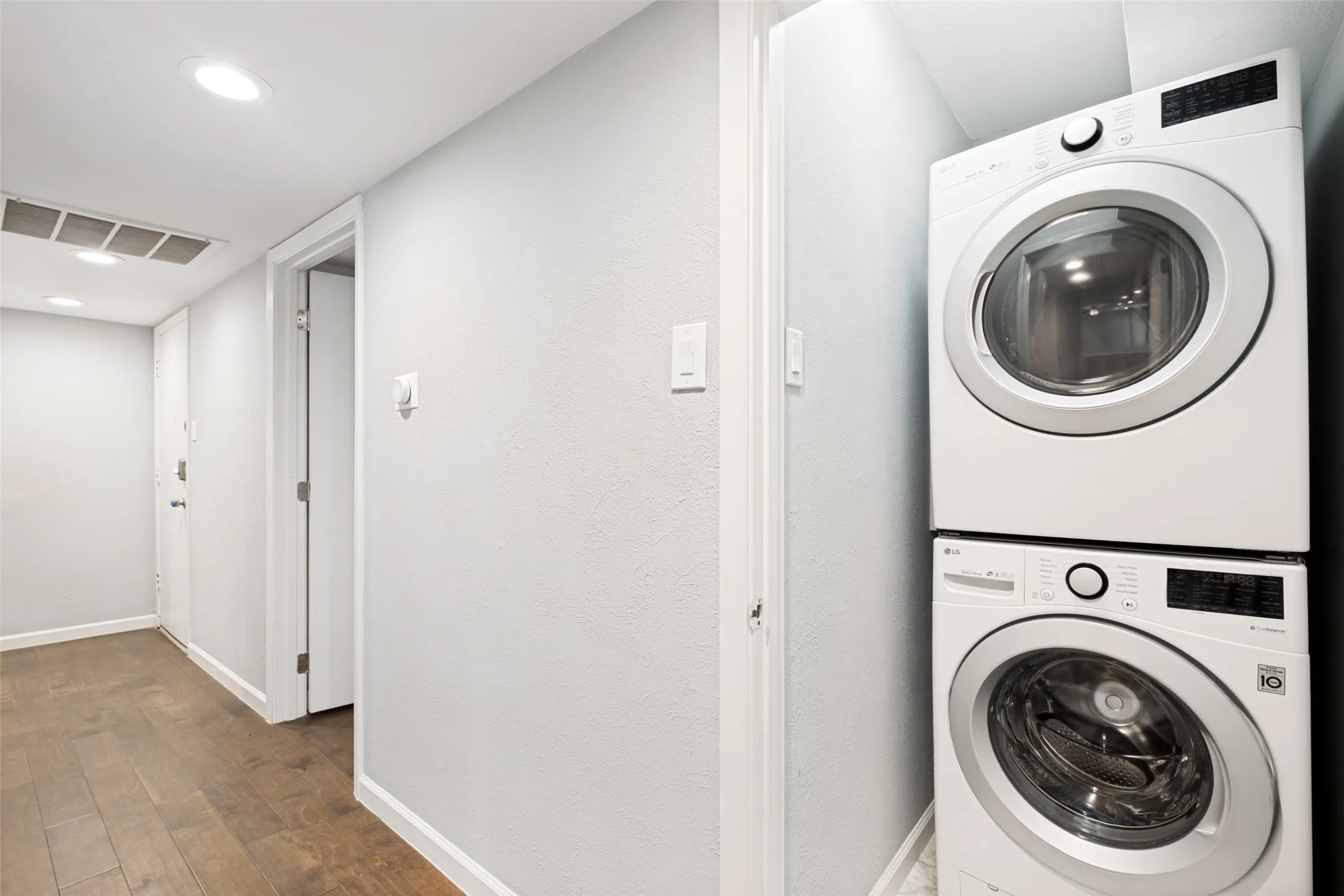 utility room / hallway