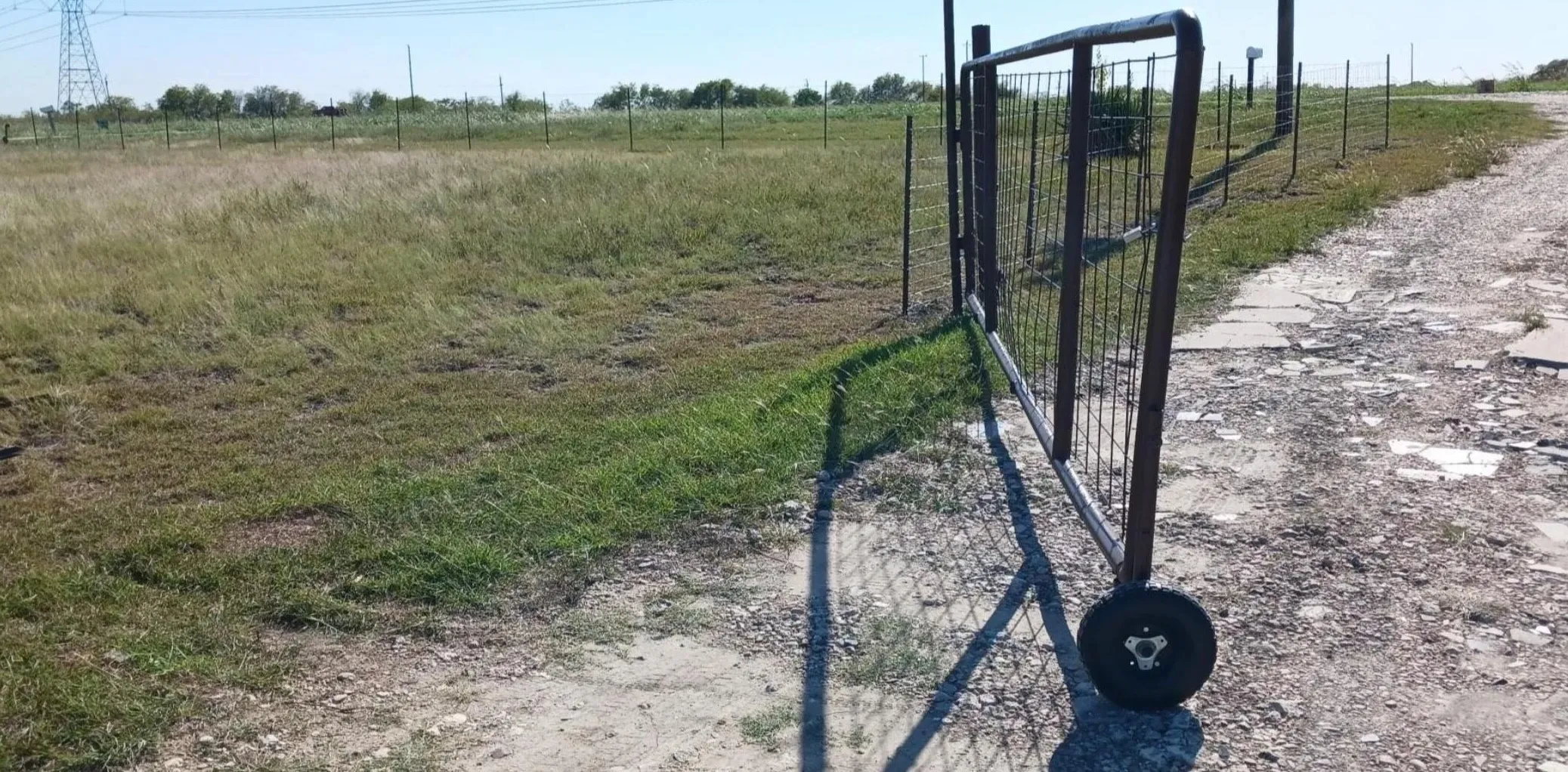 Mobile Home For Sale in Navarro County , 7739 NW County Road 1200, Barry, Texas 75102, 3 Bedrooms, 2 Bathrooms, Garage spaces, 1,170 Sqft, built in 1989, Price $247,000, mls#21293756, Real Estate Agent in Barry, Homes For Sale in Navarro county, Homes For Sale in Barry, Realtor in Barry Texas, Real Estate Brokerage Independent Realty Texas, Luminita Cordes Realtor