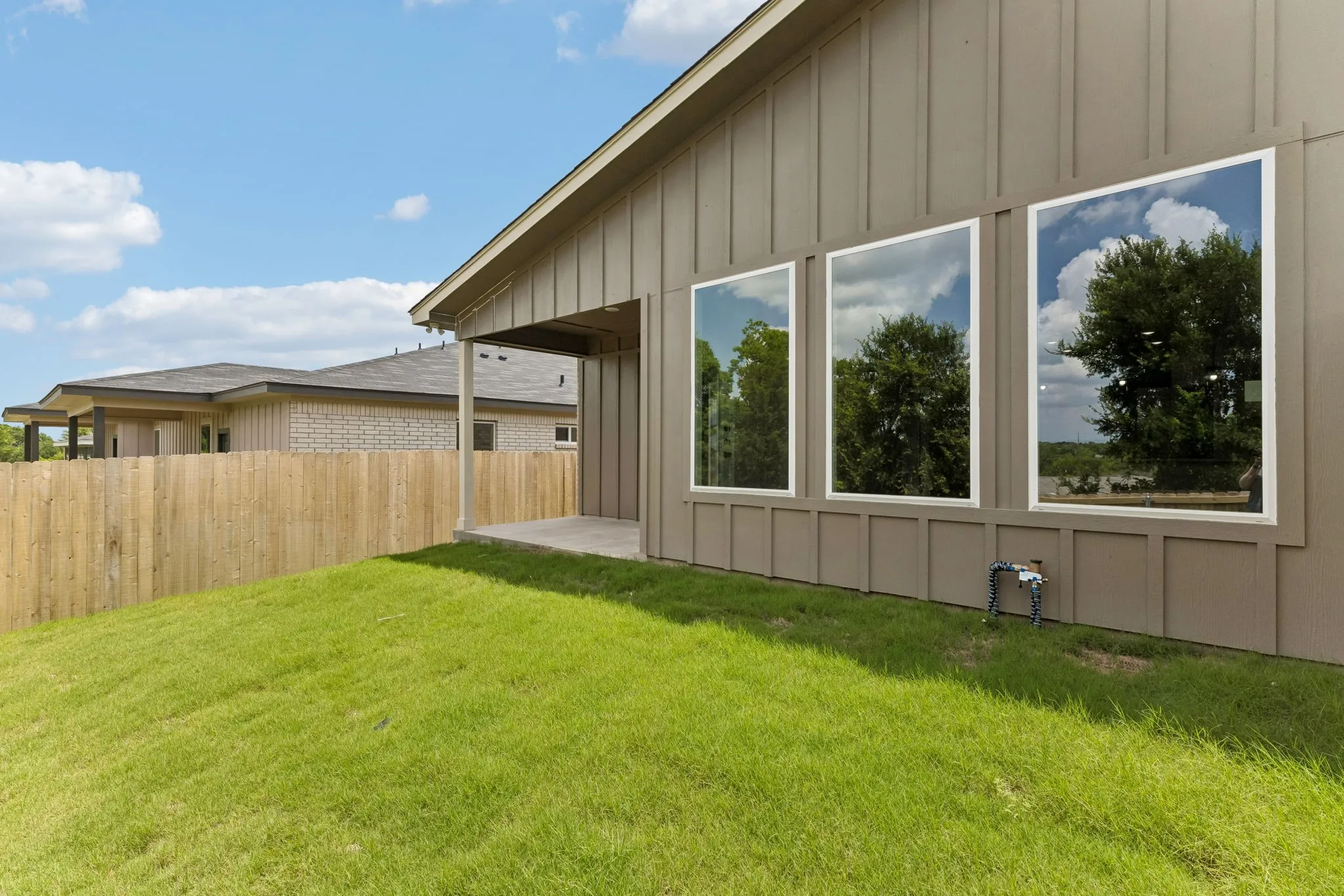 Townhouse For Sale in Bell County , 1307 Lone Pine Way, Killeen, Texas 76543, 3 Bedroom, 2 Bathroom, 1 Garage spaces, 1,339 Sqft, built in 2026, mls#21293755, Real Estate Agent in Killeen, Homes For Sale in Bell county, Homes For Sale in Killeen, Realtor in Killeen Texas, Real Estate Brokerage Independent Realty Texas, Luminita Cordes Realtor