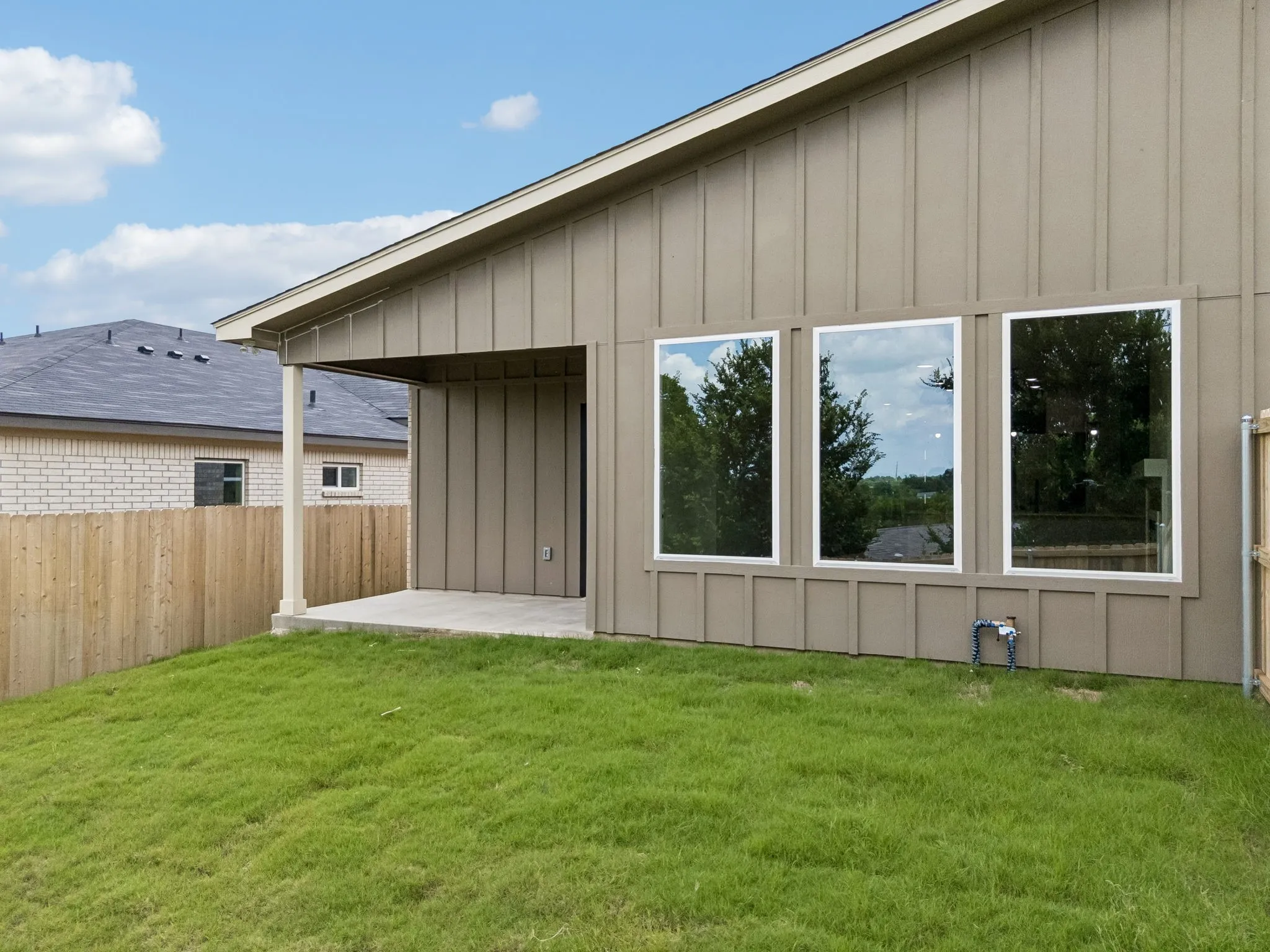 Townhouse For Sale in Bell County , 1307 Lone Pine Way, Killeen, Texas 76543, 3 Bedroom, 2 Bathroom, 1 Garage spaces, 1,339 Sqft, built in 2026, mls#21293755, Real Estate Agent in Killeen, Homes For Sale in Bell county, Homes For Sale in Killeen, Realtor in Killeen Texas, Real Estate Brokerage Independent Realty Texas, Luminita Cordes Realtor