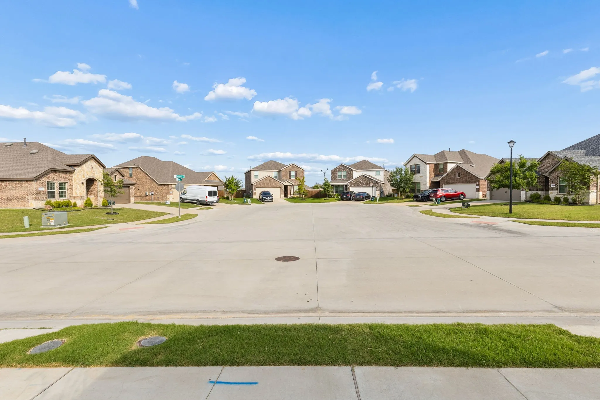 Single Family Residence For Sale in Collin County , 2009 Chisos Court, Princeton, Texas 75407, 3 Bedroom, 2 Bathroom, 2 Garage spaces, 1,653 Sqft, built in 2021, mls#21162331, Real Estate Agent in Princeton, Homes For Sale in Collin county, Homes For Sale in Princeton, Realtor in Princeton Texas, Real Estate Brokerage Independent Realty Texas, Luminita Cordes Realtor