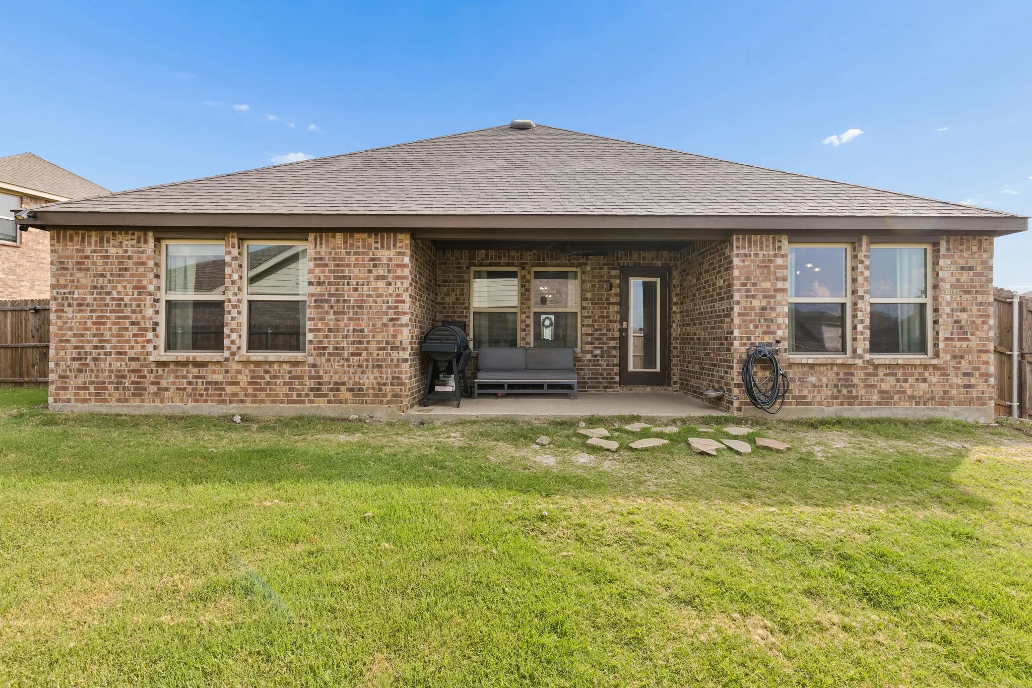 Single Family Residence For Sale in Collin County , 2009 Chisos Court, Princeton, Texas 75407, 3 Bedroom, 2 Bathroom, 2 Garage spaces, 1,653 Sqft, built in 2021, mls#21162331, Real Estate Agent in Princeton, Homes For Sale in Collin county, Homes For Sale in Princeton, Realtor in Princeton Texas, Real Estate Brokerage Independent Realty Texas, Luminita Cordes Realtor