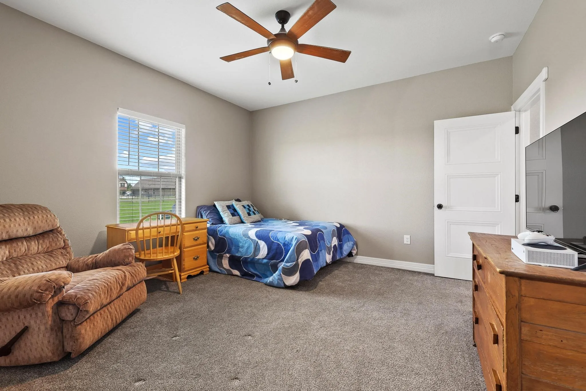 Single Family Residence For Sale in Grayson County , 701 Georgia Boulevard, Collinsville, Texas 76233, 4 Bedroom, 3 Bathroom, 2 Garage spaces, 2,634 Sqft, built in 2023, mls#21293737, Real Estate Agent in Collinsville, Homes For Sale in Grayson county, Homes For Sale in Collinsville, Realtor in Collinsville Texas, Real Estate Brokerage Independent Realty Texas, Luminita Cordes Realtor
