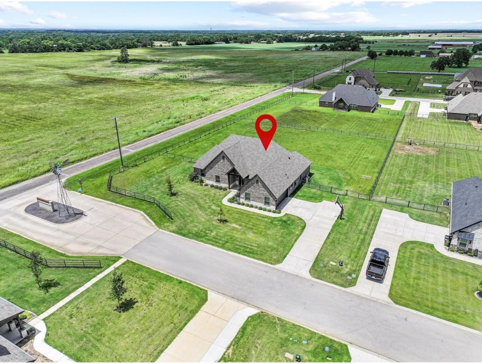 Single Family Residence For Sale in Grayson County , 701 Georgia Boulevard, Collinsville, Texas 76233, 4 Bedroom, 3 Bathroom, 2 Garage spaces, 2,634 Sqft, built in 2023, mls#21293737, Real Estate Agent in Collinsville, Homes For Sale in Grayson county, Homes For Sale in Collinsville, Realtor in Collinsville Texas, Real Estate Brokerage Independent Realty Texas, Luminita Cordes Realtor
