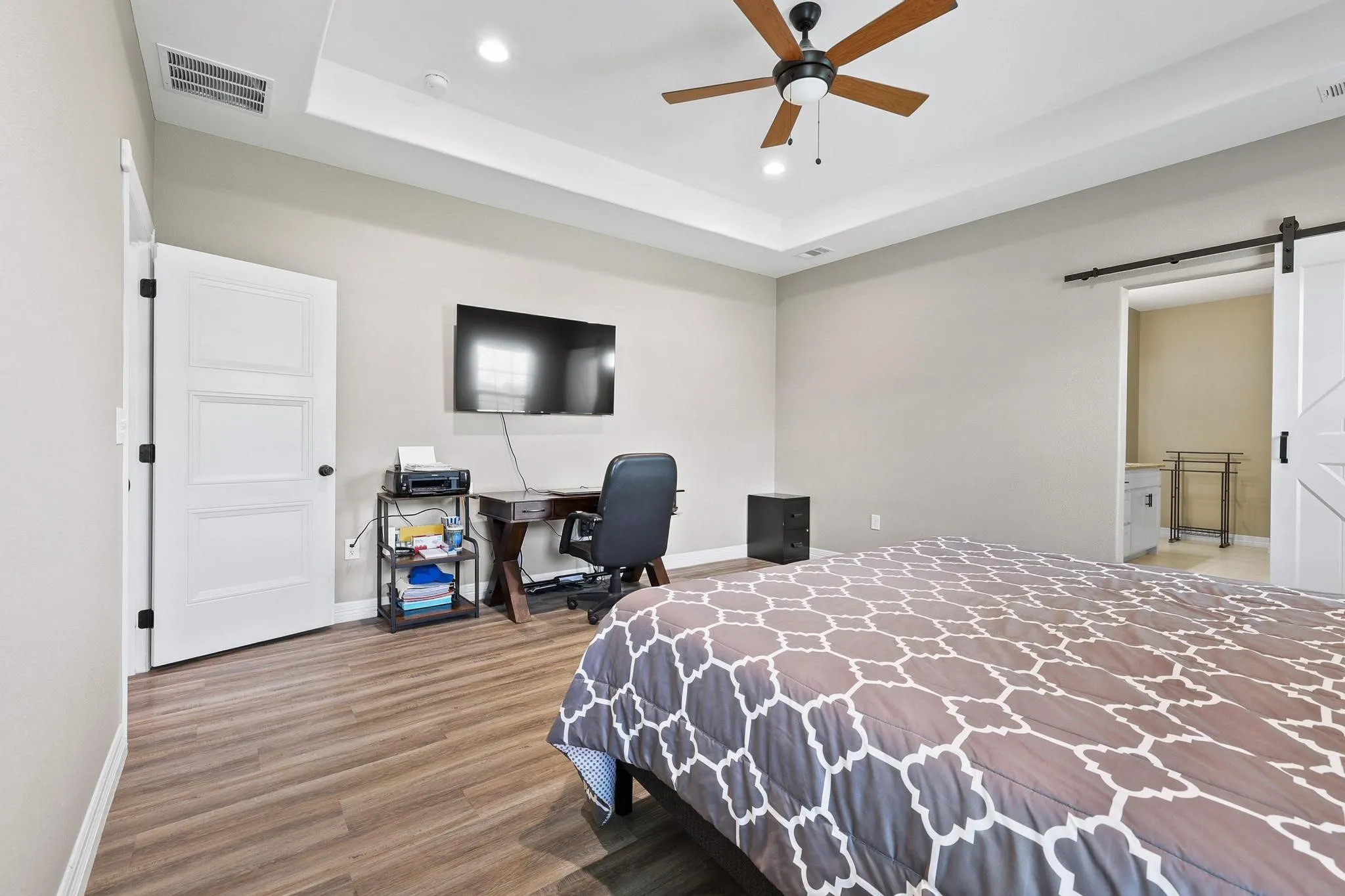 Single Family Residence For Sale in Grayson County , 701 Georgia Boulevard, Collinsville, Texas 76233, 4 Bedroom, 3 Bathroom, 2 Garage spaces, 2,634 Sqft, built in 2023, mls#21293737, Real Estate Agent in Collinsville, Homes For Sale in Grayson county, Homes For Sale in Collinsville, Realtor in Collinsville Texas, Real Estate Brokerage Independent Realty Texas, Luminita Cordes Realtor