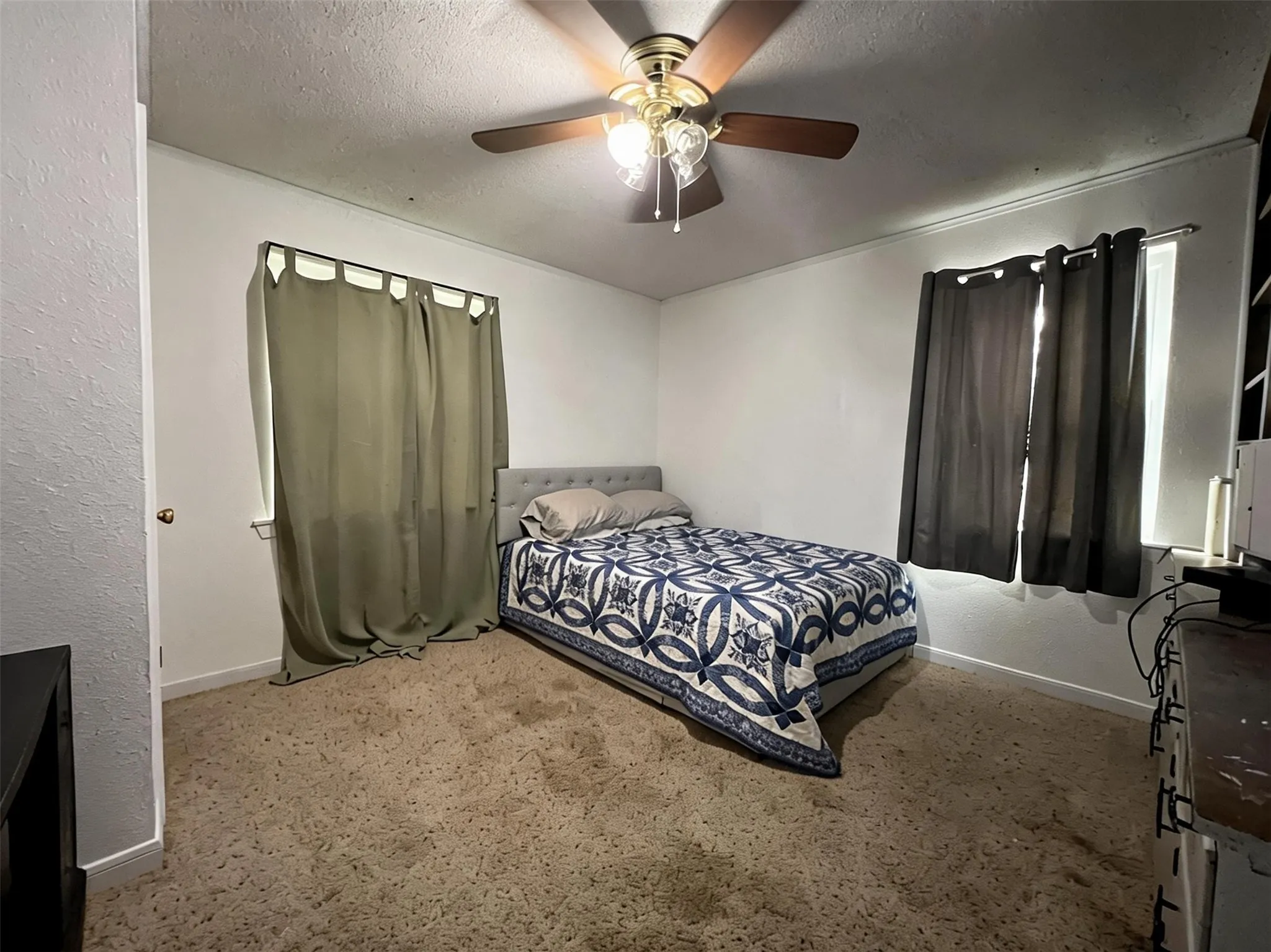 Single Family Residence For Sale in Hopkins County , 321 Merrell Drive, Sulphur Springs, Texas 75482, 5 Bedroom, 3 Bathroom, 2 Garage spaces, 3,395 Sqft, built in 1967, mls#21293384, Real Estate Agent in Sulphur Springs, Homes For Sale in Hopkins county, Homes For Sale in Sulphur Springs, Realtor in Sulphur Springs Texas, Real Estate Brokerage Independent Realty Texas, Luminita Cordes Realtor
