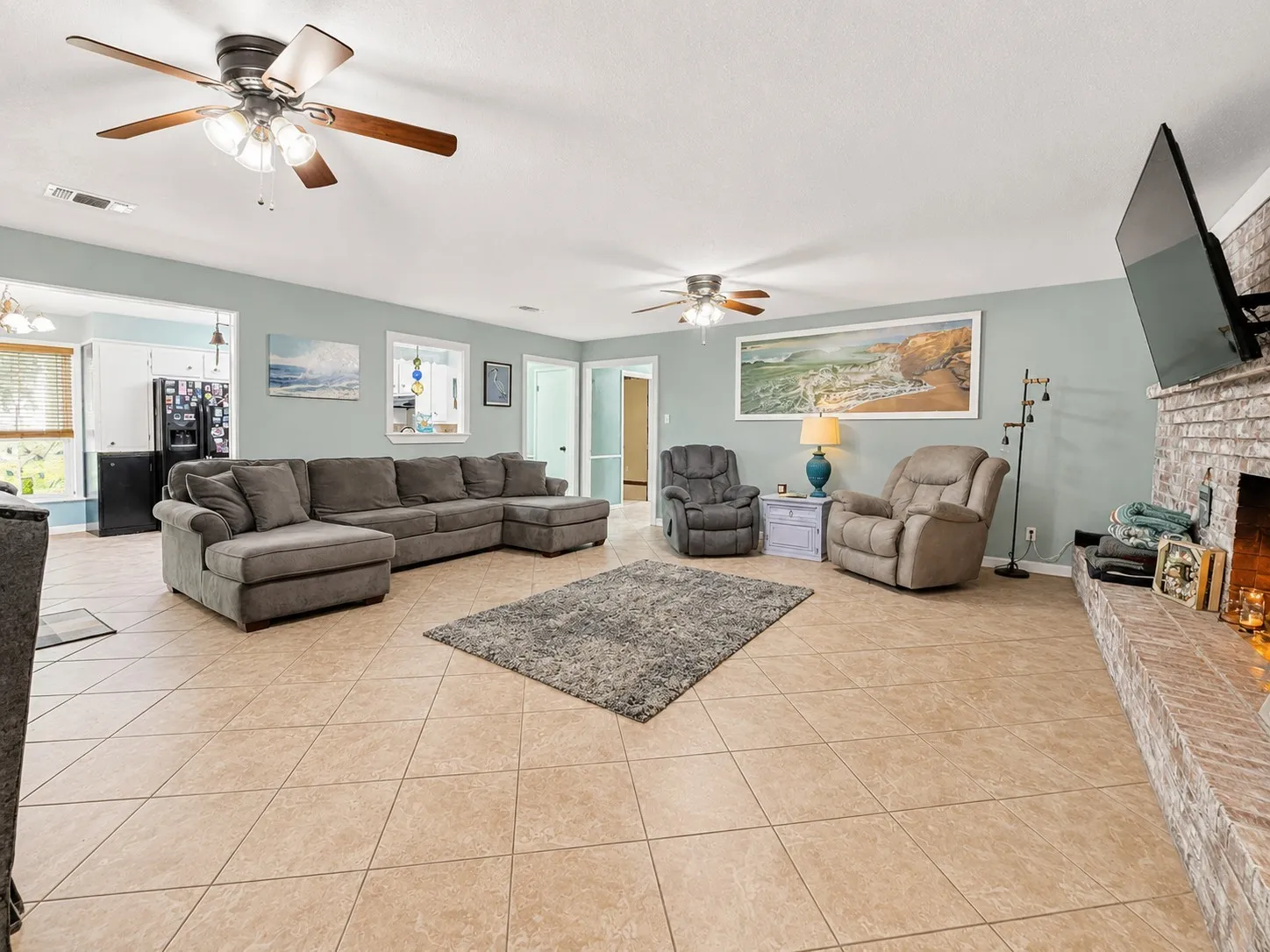 Single Family Residence For Sale in Hopkins County , 321 Merrell Drive, Sulphur Springs, Texas 75482, 5 Bedroom, 3 Bathroom, 2 Garage spaces, 3,395 Sqft, built in 1967, mls#21293384, Real Estate Agent in Sulphur Springs, Homes For Sale in Hopkins county, Homes For Sale in Sulphur Springs, Realtor in Sulphur Springs Texas, Real Estate Brokerage Independent Realty Texas, Luminita Cordes Realtor