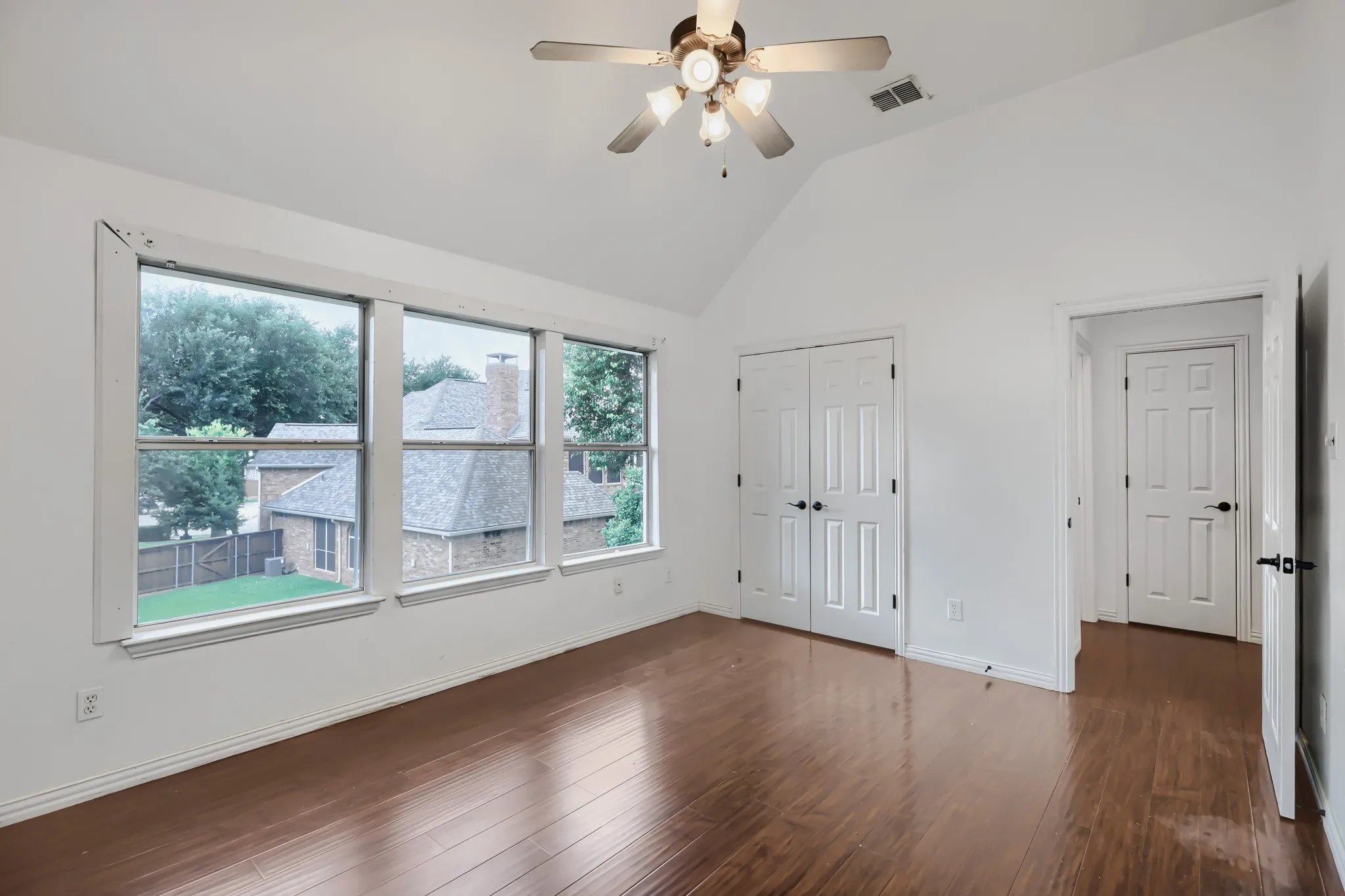 Single Family Residence For Sale in Collin County , 419 Misty Meadow Drive, Allen, Texas 75013, 4 Bedroom, 3 Bathroom, 2 Garage spaces, 3,238 Sqft, built in 2000, mls#21290854, Real Estate Agent in Allen, Homes For Sale in Collin county, Homes For Sale in Allen, Realtor in Allen Texas, Real Estate Brokerage Independent Realty Texas, Luminita Cordes Realtor
