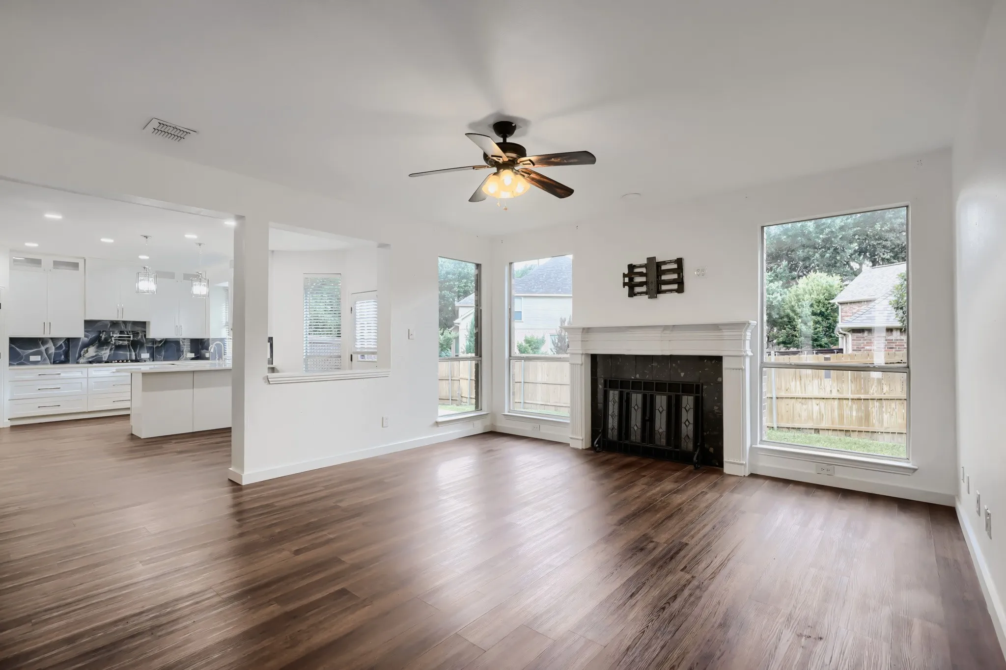 Single Family Residence For Sale in Collin County , 419 Misty Meadow Drive, Allen, Texas 75013, 4 Bedroom, 3 Bathroom, 2 Garage spaces, 3,238 Sqft, built in 2000, mls#21290854, Real Estate Agent in Allen, Homes For Sale in Collin county, Homes For Sale in Allen, Realtor in Allen Texas, Real Estate Brokerage Independent Realty Texas, Luminita Cordes Realtor