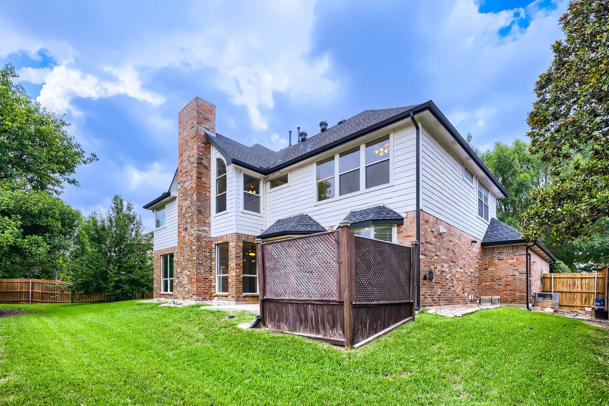 Single Family Residence For Sale in Collin County , 419 Misty Meadow Drive, Allen, Texas 75013, 4 Bedroom, 3 Bathroom, 2 Garage spaces, 3,238 Sqft, built in 2000, mls#21290854, Real Estate Agent in Allen, Homes For Sale in Collin county, Homes For Sale in Allen, Realtor in Allen Texas, Real Estate Brokerage Independent Realty Texas, Luminita Cordes Realtor