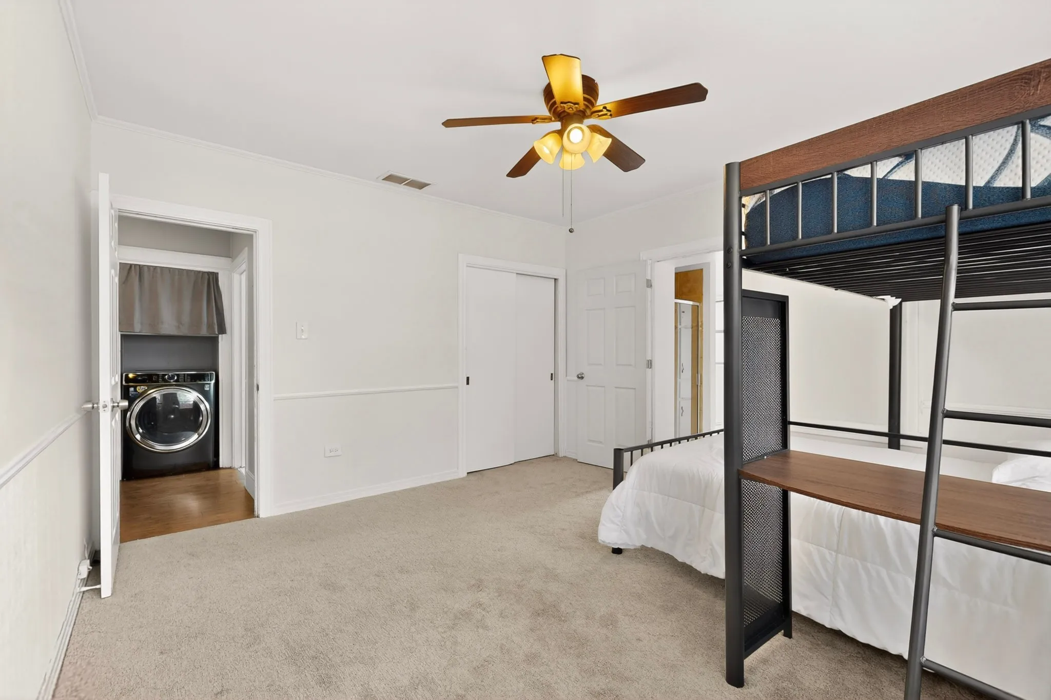 Single Family Residence For Sale in Smith County , 926 S Kennedy Avenue, Tyler, Texas 75701, 3 Bedroom, 2 Bathroom, 1 Garage spaces, 1,359 Sqft, built in 1936, mls#21292554, Real Estate Agent in Tyler, Homes For Sale in Smith county, Homes For Sale in Tyler, Realtor in Tyler Texas, Real Estate Brokerage Independent Realty Texas, Luminita Cordes Realtor
