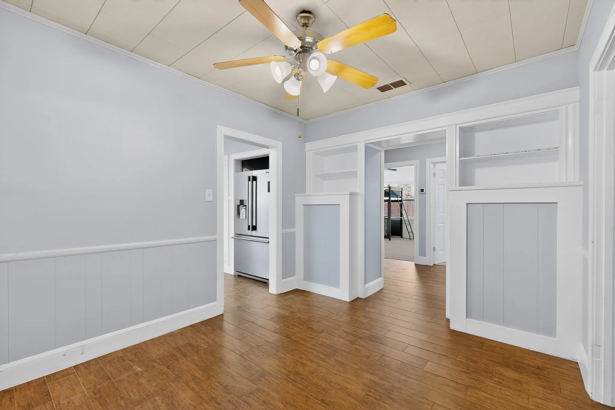 Single Family Residence For Sale in Smith County , 926 S Kennedy Avenue, Tyler, Texas 75701, 3 Bedroom, 2 Bathroom, 1 Garage spaces, 1,359 Sqft, built in 1936, mls#21292554, Real Estate Agent in Tyler, Homes For Sale in Smith county, Homes For Sale in Tyler, Realtor in Tyler Texas, Real Estate Brokerage Independent Realty Texas, Luminita Cordes Realtor
