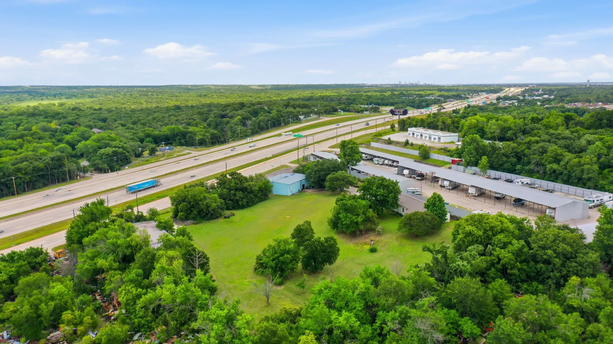 Industrial For Sale in Tarrant County , 10901 Jacksboro Highway, Fort Worth, Texas 76135, 0, 0, Garage spaces, 6,775 Sqft, built in 1980, mls#21293654, Real Estate Agent in Fort Worth, Homes For Sale in Tarrant county, Homes For Sale in Fort Worth, Realtor in Fort Worth Texas, Real Estate Brokerage Independent Realty Texas, Luminita Cordes Realtor