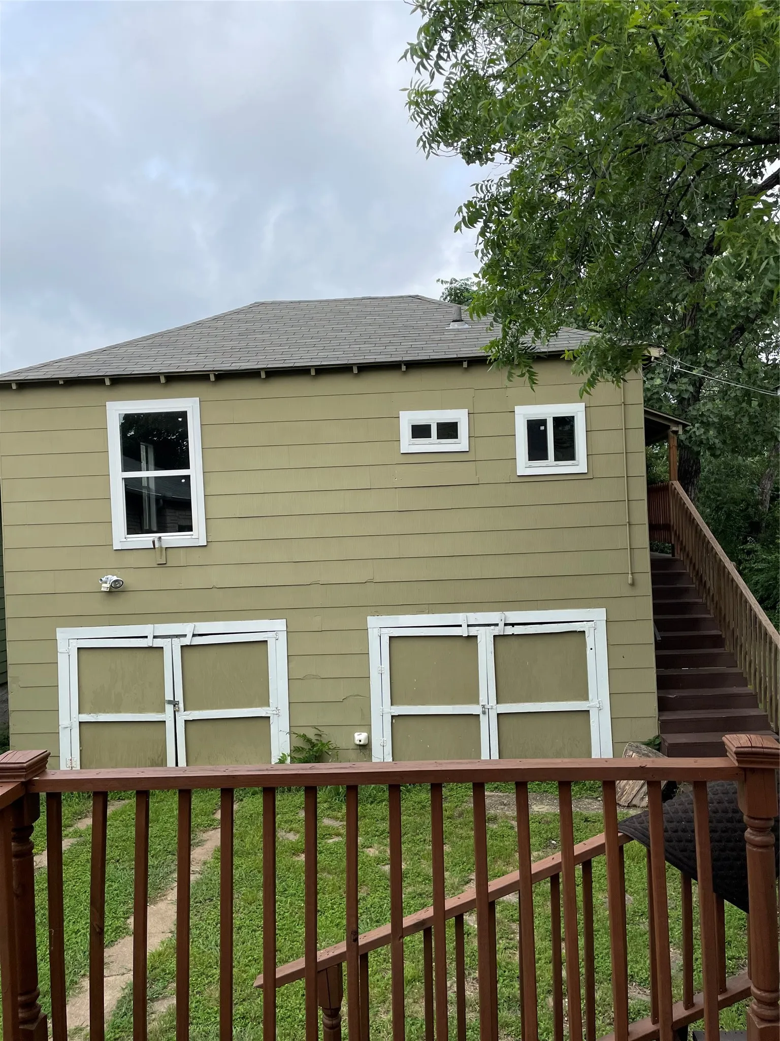 2 car garage with garage apartment.