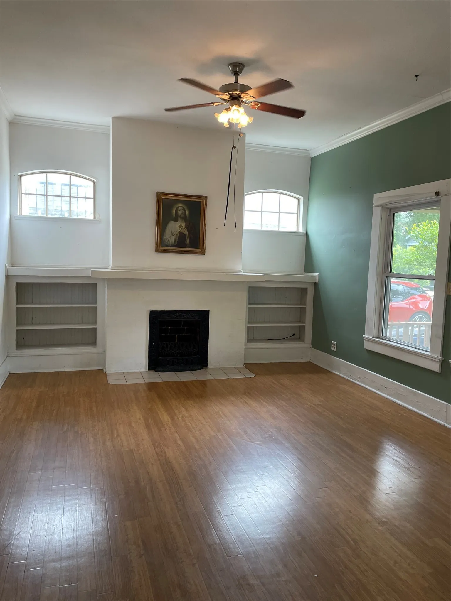 Single Family Residence For Sale in Dallas County , 229 N Marlborough Avenue, Dallas, Texas 75208, 5 Bedroom, 3 Bathroom, 2 Garage spaces, 2,280 Sqft, built in 1914, mls#21293643, Real Estate Agent in Dallas, Homes For Sale in Dallas county, Homes For Sale in Dallas, Realtor in Dallas Texas, Real Estate Brokerage Independent Realty Texas, Luminita Cordes Realtor