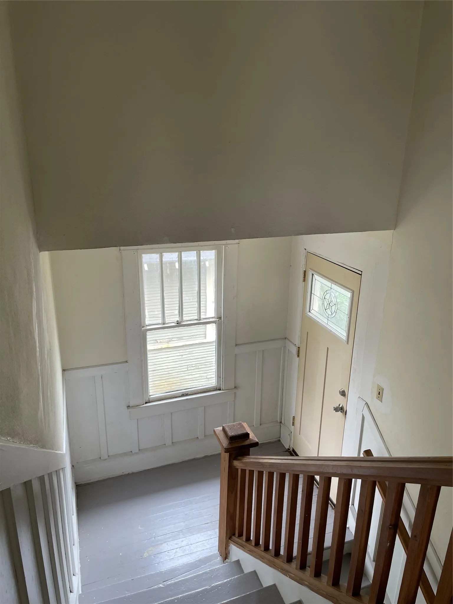 Single Family Residence For Sale in Dallas County , 229 N Marlborough Avenue, Dallas, Texas 75208, 5 Bedroom, 3 Bathroom, 2 Garage spaces, 2,280 Sqft, built in 1914, mls#21293643, Real Estate Agent in Dallas, Homes For Sale in Dallas county, Homes For Sale in Dallas, Realtor in Dallas Texas, Real Estate Brokerage Independent Realty Texas, Luminita Cordes Realtor