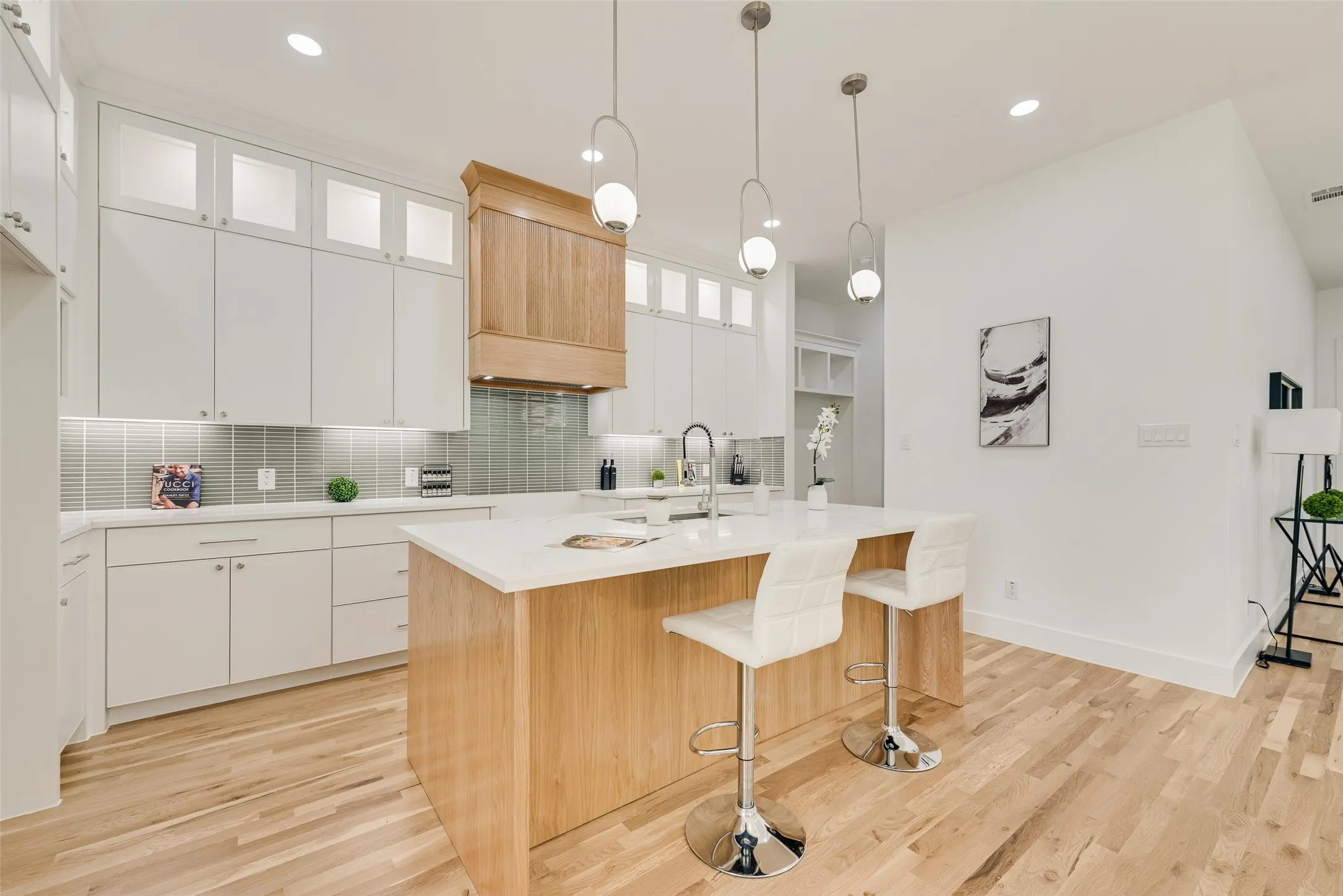 Single Family Residence For Sale in Dallas County , 1220 Walmsley Avenue, Dallas, Texas 75208, 4 Bedroom, 4 Bathroom, 2 Garage spaces, 2,869 Sqft, built in 2026, mls#21293788, Real Estate Agent in Dallas, Homes For Sale in Dallas county, Homes For Sale in Dallas, Realtor in Dallas Texas, Real Estate Brokerage Independent Realty Texas, Luminita Cordes Realtor