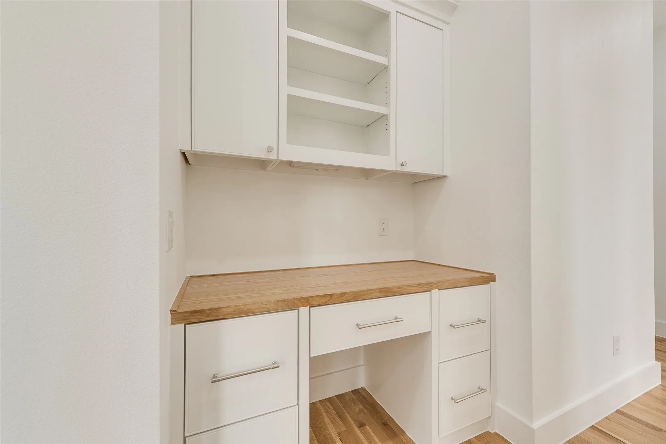 Single Family Residence For Sale in Dallas County , 1220 Walmsley Avenue, Dallas, Texas 75208, 4 Bedroom, 4 Bathroom, 2 Garage spaces, 2,869 Sqft, built in 2026, mls#21293788, Real Estate Agent in Dallas, Homes For Sale in Dallas county, Homes For Sale in Dallas, Realtor in Dallas Texas, Real Estate Brokerage Independent Realty Texas, Luminita Cordes Realtor