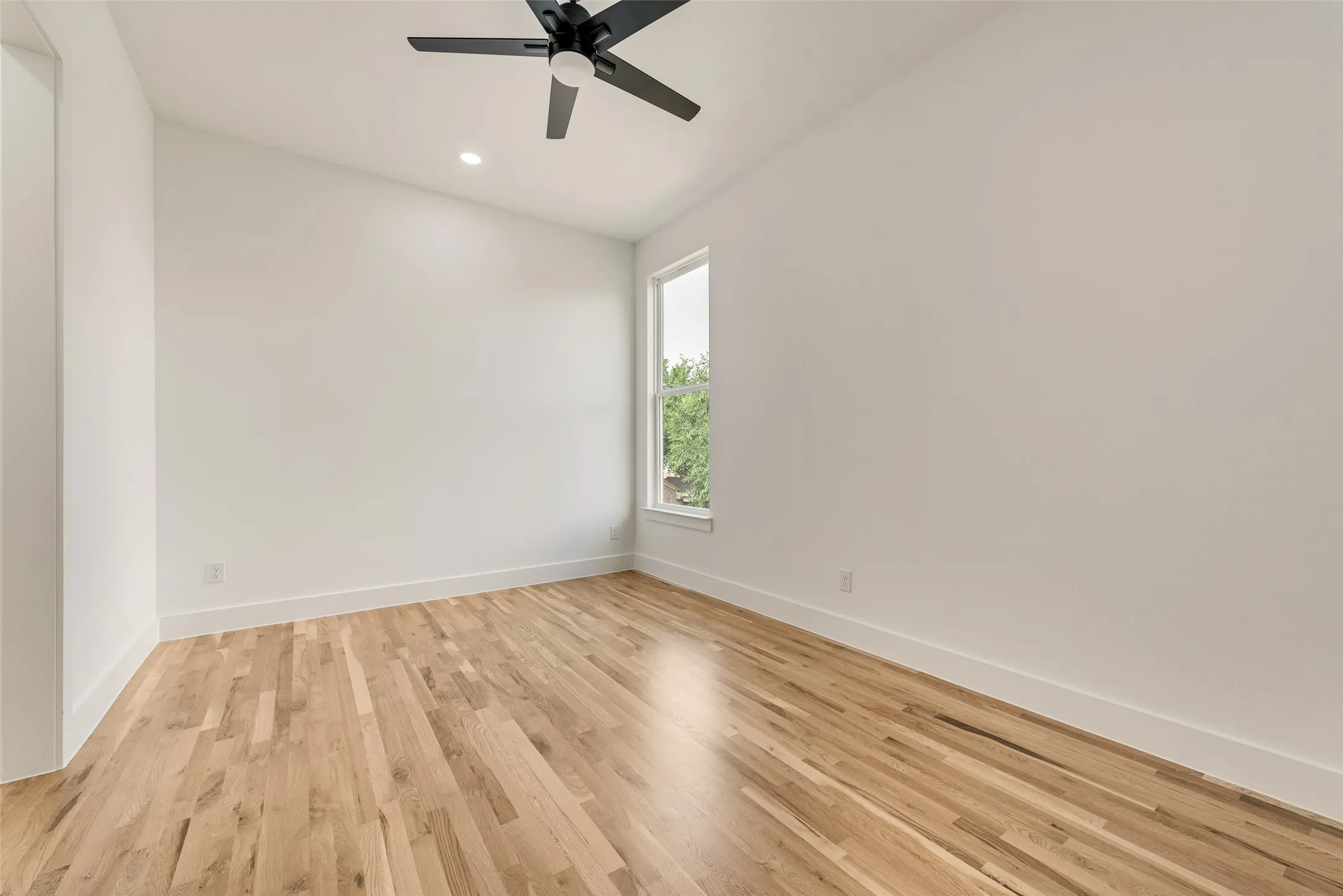 Single Family Residence For Sale in Dallas County , 1220 Walmsley Avenue, Dallas, Texas 75208, 4 Bedroom, 4 Bathroom, 2 Garage spaces, 2,869 Sqft, built in 2026, mls#21293788, Real Estate Agent in Dallas, Homes For Sale in Dallas county, Homes For Sale in Dallas, Realtor in Dallas Texas, Real Estate Brokerage Independent Realty Texas, Luminita Cordes Realtor