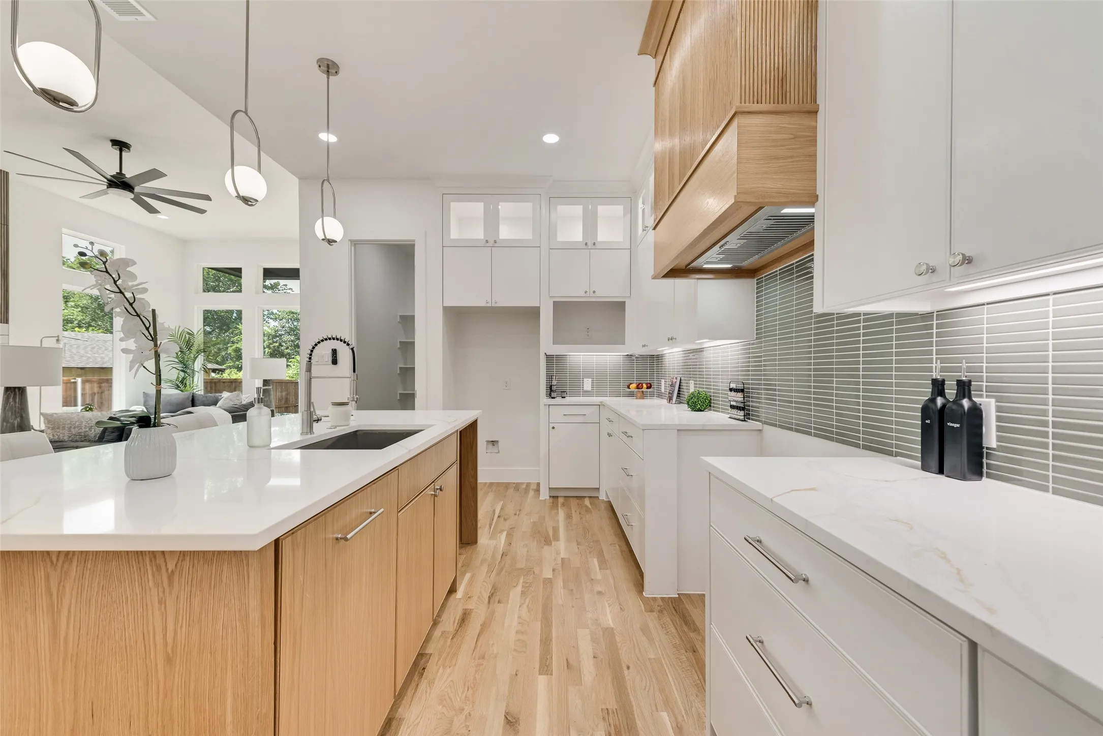 Single Family Residence For Sale in Dallas County , 1220 Walmsley Avenue, Dallas, Texas 75208, 4 Bedroom, 4 Bathroom, 2 Garage spaces, 2,869 Sqft, built in 2026, mls#21293788, Real Estate Agent in Dallas, Homes For Sale in Dallas county, Homes For Sale in Dallas, Realtor in Dallas Texas, Real Estate Brokerage Independent Realty Texas, Luminita Cordes Realtor