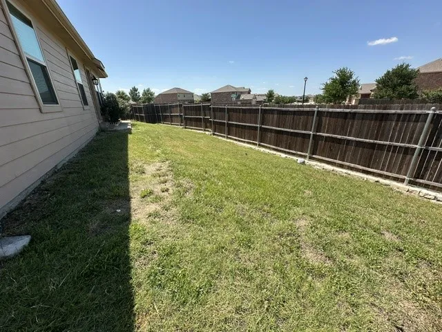 Single Family Residence For Rent in Collin County , 1202 MEADOW WOOD, Princeton, Texas 75407, 5 Bedroom, 2 Bathroom, 2 Garage spaces, 2,044 Sqft, built in 2018, mls#21293796, Real Estate Agent in Princeton, Homes For Rent in Collin county, Homes For Rent in Princeton, Realtor in Princeton Texas, Real Estate Brokerage Independent Realty Texas, Luminita Cordes Realtor