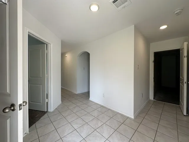Single Family Residence For Rent in Collin County , 1202 MEADOW WOOD, Princeton, Texas 75407, 5 Bedroom, 2 Bathroom, 2 Garage spaces, 2,044 Sqft, built in 2018, mls#21293796, Real Estate Agent in Princeton, Homes For Rent in Collin county, Homes For Rent in Princeton, Realtor in Princeton Texas, Real Estate Brokerage Independent Realty Texas, Luminita Cordes Realtor