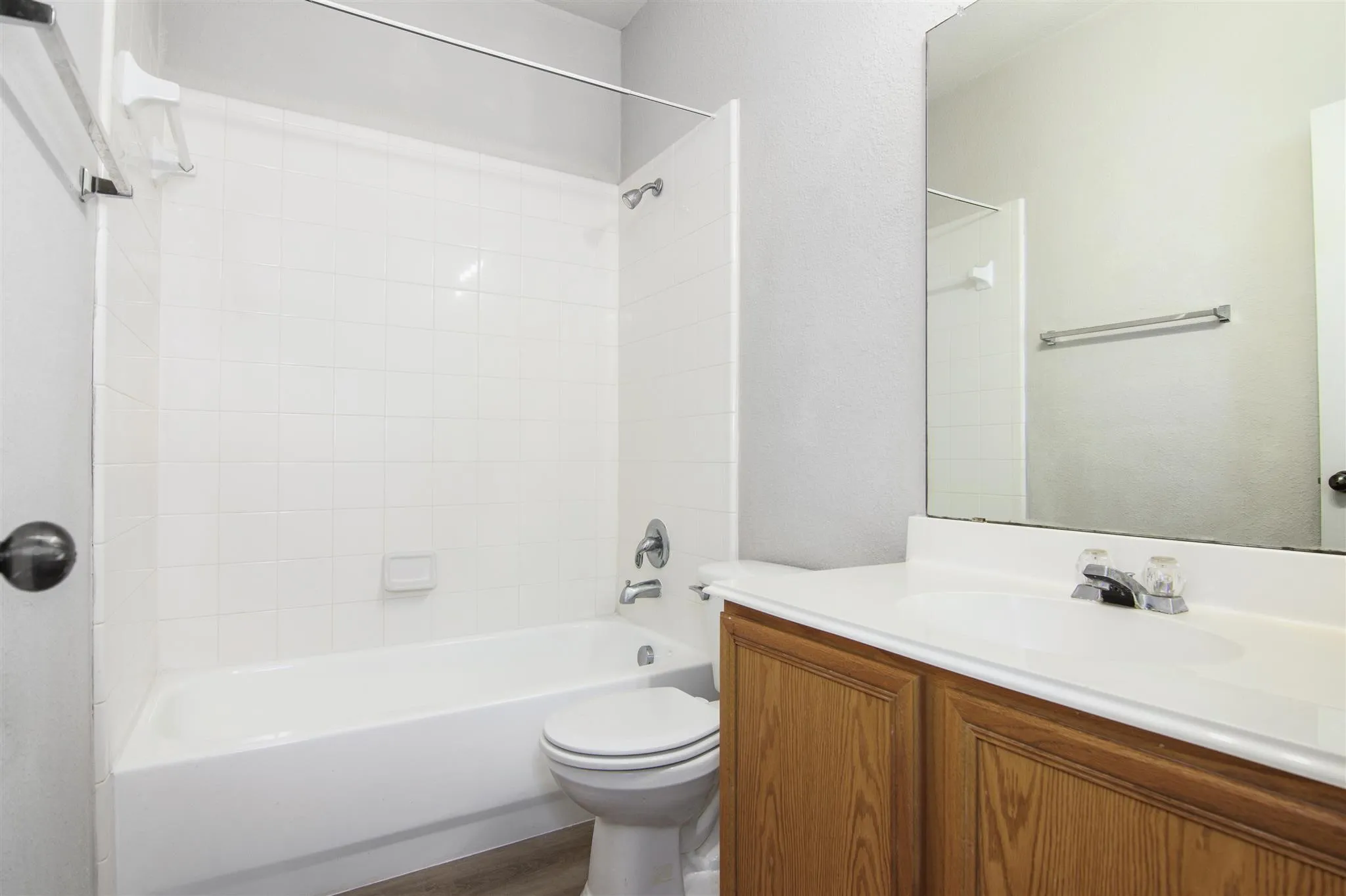 Single Family Residence For Rent in Denton County , 14541 Little Anne Drive, Little Elm, Texas 75068, 3 Bedroom, 2 Bathroom, 2 Garage spaces, 1,758 Sqft, built in 2003, mls#21293812, Real Estate Agent in Little Elm, Homes For Rent in Denton county, Homes For Rent in Little Elm, Realtor in Little Elm Texas, Real Estate Brokerage Independent Realty Texas, Luminita Cordes Realtor