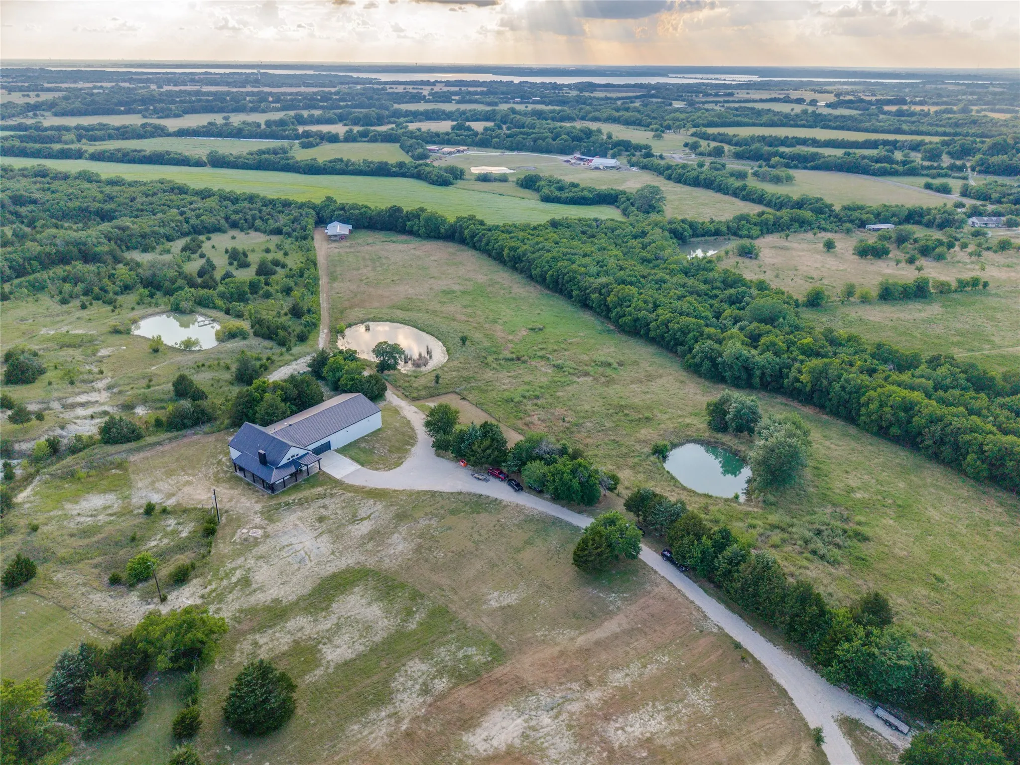 Farm For Sale in Collin County , 1656 County Road 604, Farmersville, Texas 75442, 3 Bedroom, 4 Bathroom, 2 Garage spaces, 2,832 Sqft, built in 2023, mls#21293721, Real Estate Agent in Farmersville, Homes For Sale in Collin county, Homes For Sale in Farmersville, Realtor in Farmersville Texas, Real Estate Brokerage Independent Realty Texas, Luminita Cordes Realtor