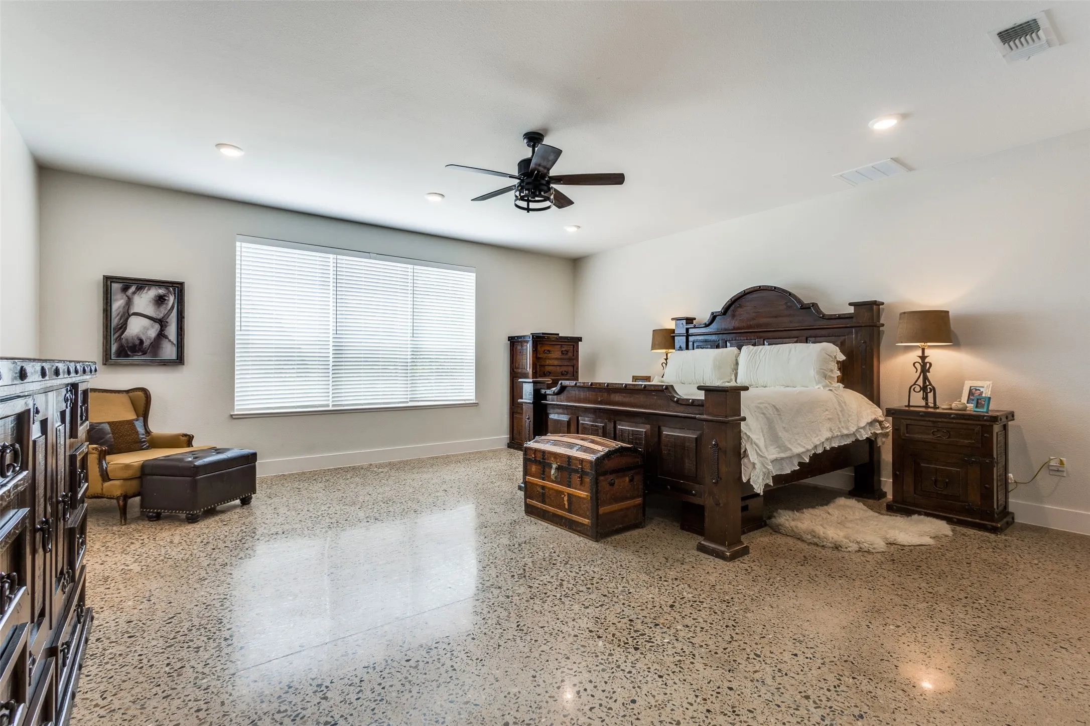 Farm For Sale in Collin County , 1656 County Road 604, Farmersville, Texas 75442, 3 Bedroom, 4 Bathroom, 2 Garage spaces, 2,832 Sqft, built in 2023, mls#21293721, Real Estate Agent in Farmersville, Homes For Sale in Collin county, Homes For Sale in Farmersville, Realtor in Farmersville Texas, Real Estate Brokerage Independent Realty Texas, Luminita Cordes Realtor