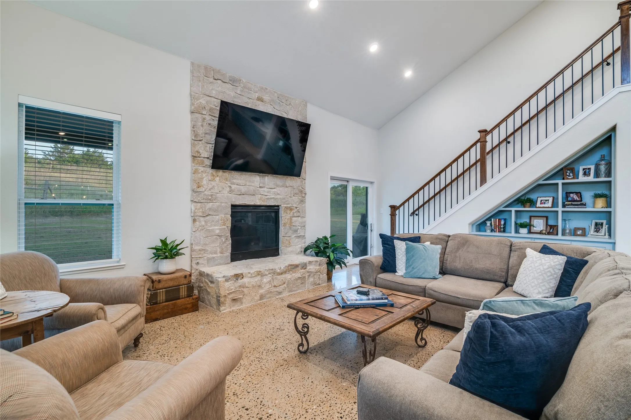 Farm For Sale in Collin County , 1656 County Road 604, Farmersville, Texas 75442, 3 Bedroom, 4 Bathroom, 2 Garage spaces, 2,832 Sqft, built in 2023, mls#21293721, Real Estate Agent in Farmersville, Homes For Sale in Collin county, Homes For Sale in Farmersville, Realtor in Farmersville Texas, Real Estate Brokerage Independent Realty Texas, Luminita Cordes Realtor