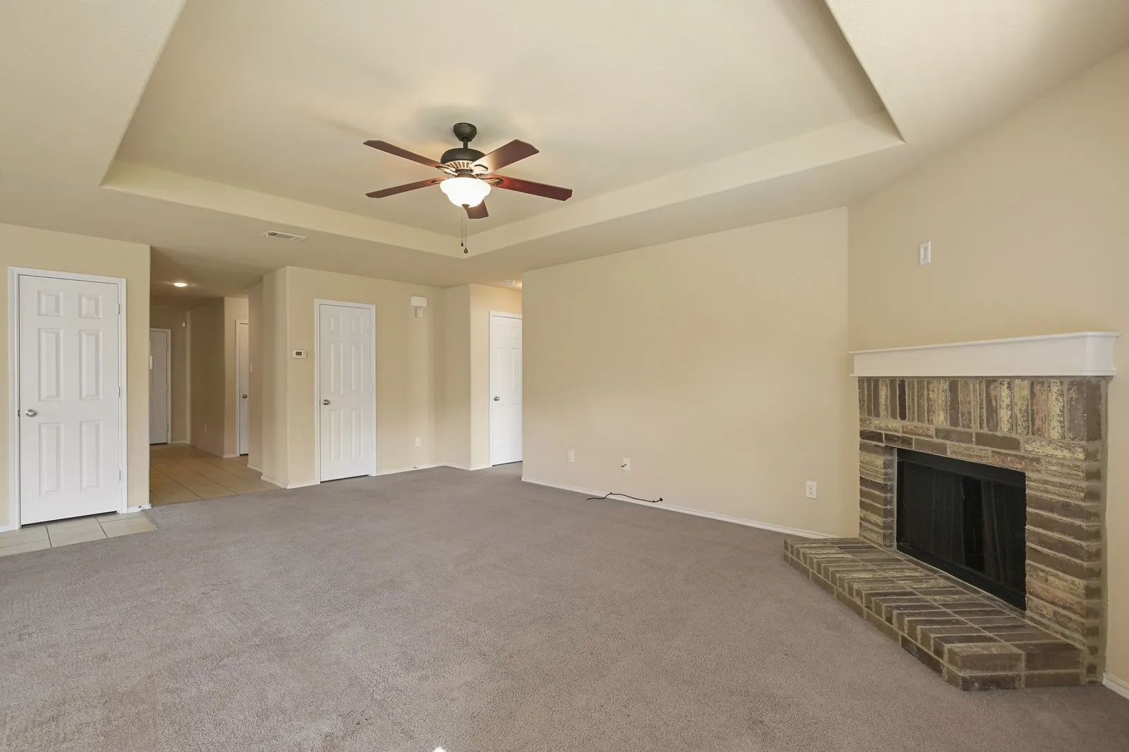 Single Family Residence For Rent in Denton County , 1433 Willoughby Way, Little Elm, Texas 75068, 3 Bedroom, 2 Bathroom, 2 Garage spaces, 1,638 Sqft, built in 2011, mls#21293817, Real Estate Agent in Little Elm, Homes For Rent in Denton county, Homes For Rent in Little Elm, Realtor in Little Elm Texas, Real Estate Brokerage Independent Realty Texas, Luminita Cordes Realtor