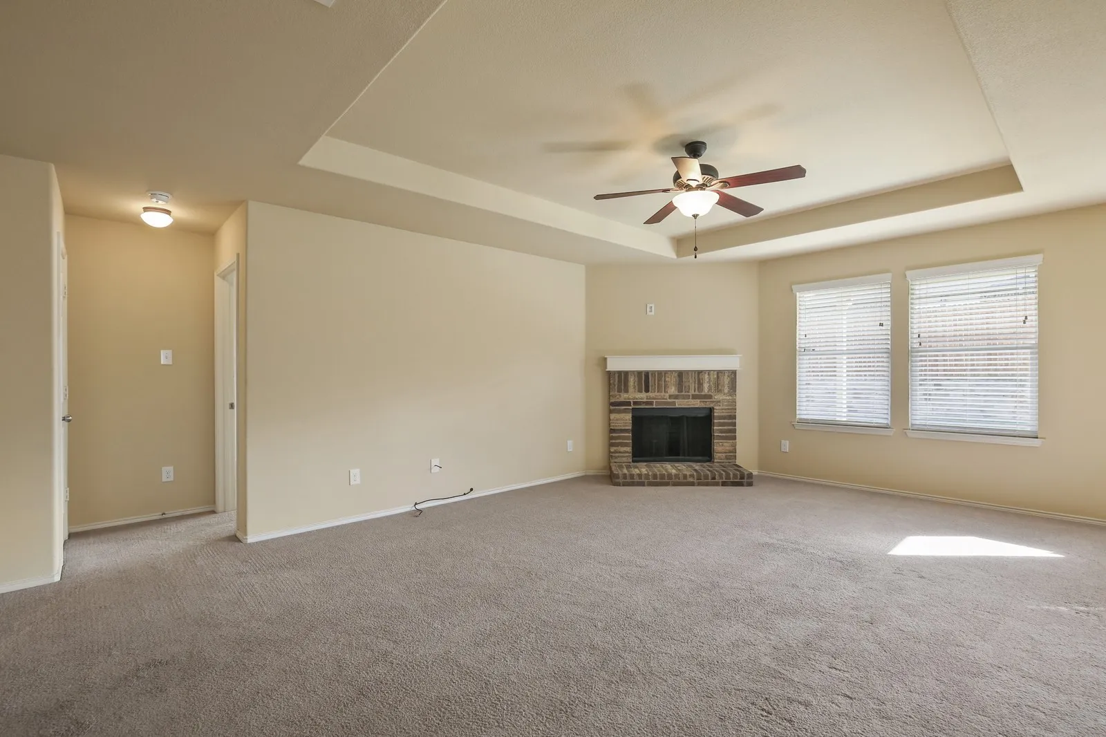 Single Family Residence For Rent in Denton County , 1433 Willoughby Way, Little Elm, Texas 75068, 3 Bedroom, 2 Bathroom, 2 Garage spaces, 1,638 Sqft, built in 2011, mls#21293817, Real Estate Agent in Little Elm, Homes For Rent in Denton county, Homes For Rent in Little Elm, Realtor in Little Elm Texas, Real Estate Brokerage Independent Realty Texas, Luminita Cordes Realtor