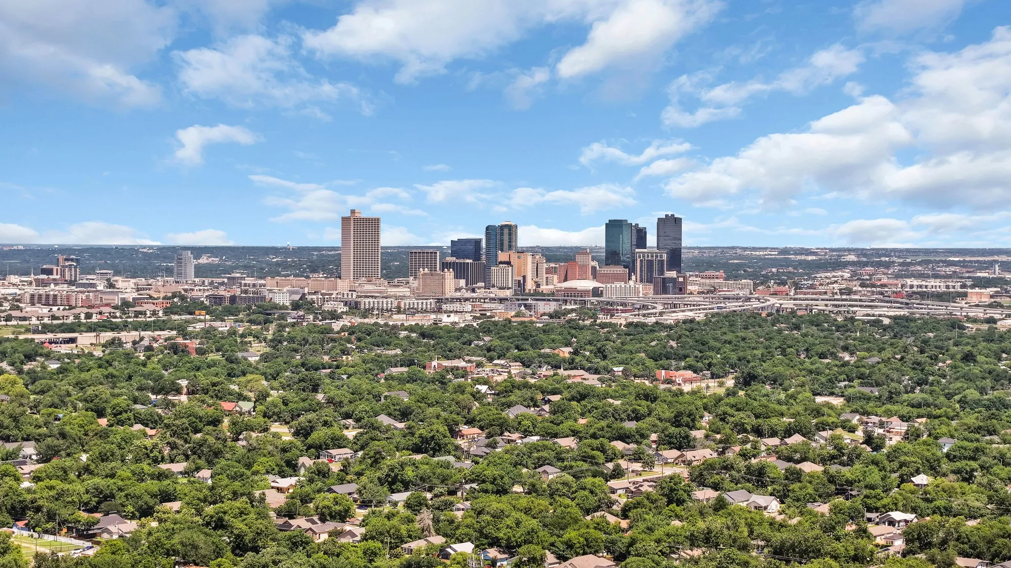 Single Family Residence For Sale in Tarrant County , 1717 E Harvey Avenue, Fort Worth, Texas 76104, 3 Bedrooms, 2 Bathrooms, Garage spaces, 1,374 Sqft, built in 1940, Price $220,000, mls#21292689, Real Estate Agent in Fort Worth, Homes For Sale in Tarrant county, Homes For Sale in Fort Worth, Realtor in Fort Worth Texas, Real Estate Brokerage Independent Realty Texas, Luminita Cordes Realtor